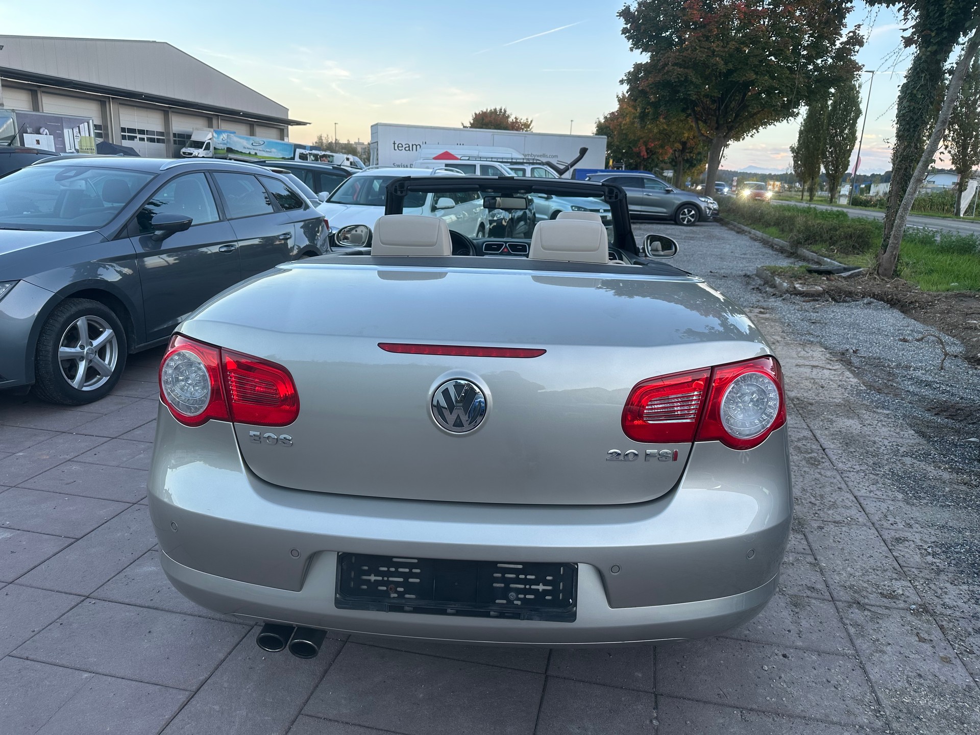 VW Eos 2.0 FSI Turbo-image-10