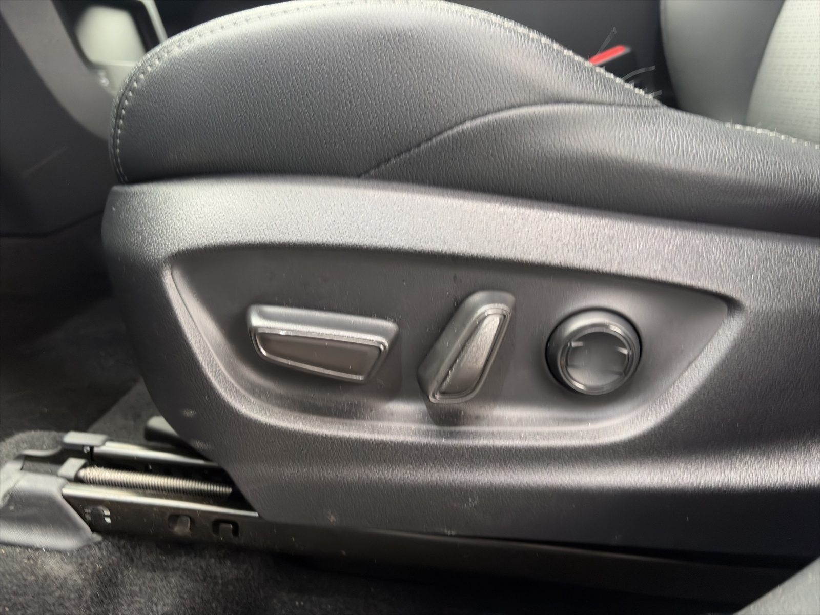 SUBARU Solterra eV Luxury 71,4kWh AWD-image-14