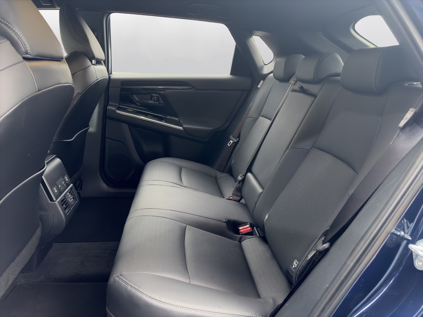 SUBARU Solterra eV Luxury 71,4kWh AWD-image-10
