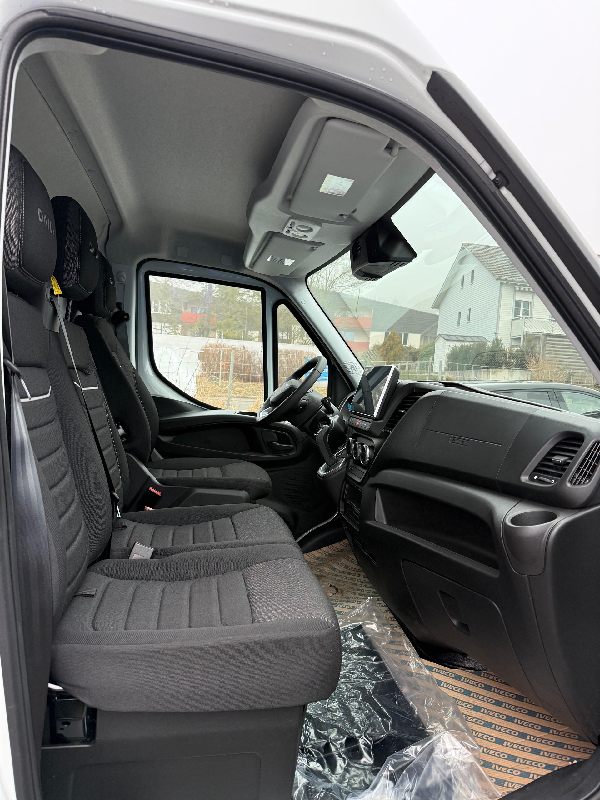 IVECO 35 S 18H V-image-9