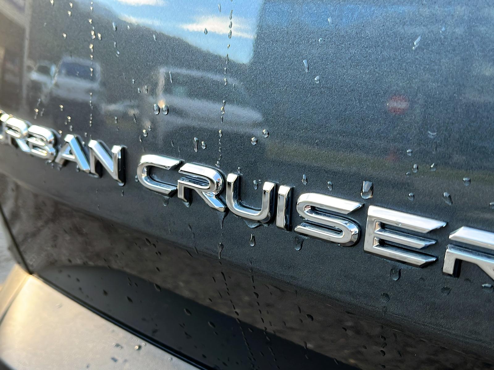 TOYOTA Urban Cruiser Premium AWD-image-8