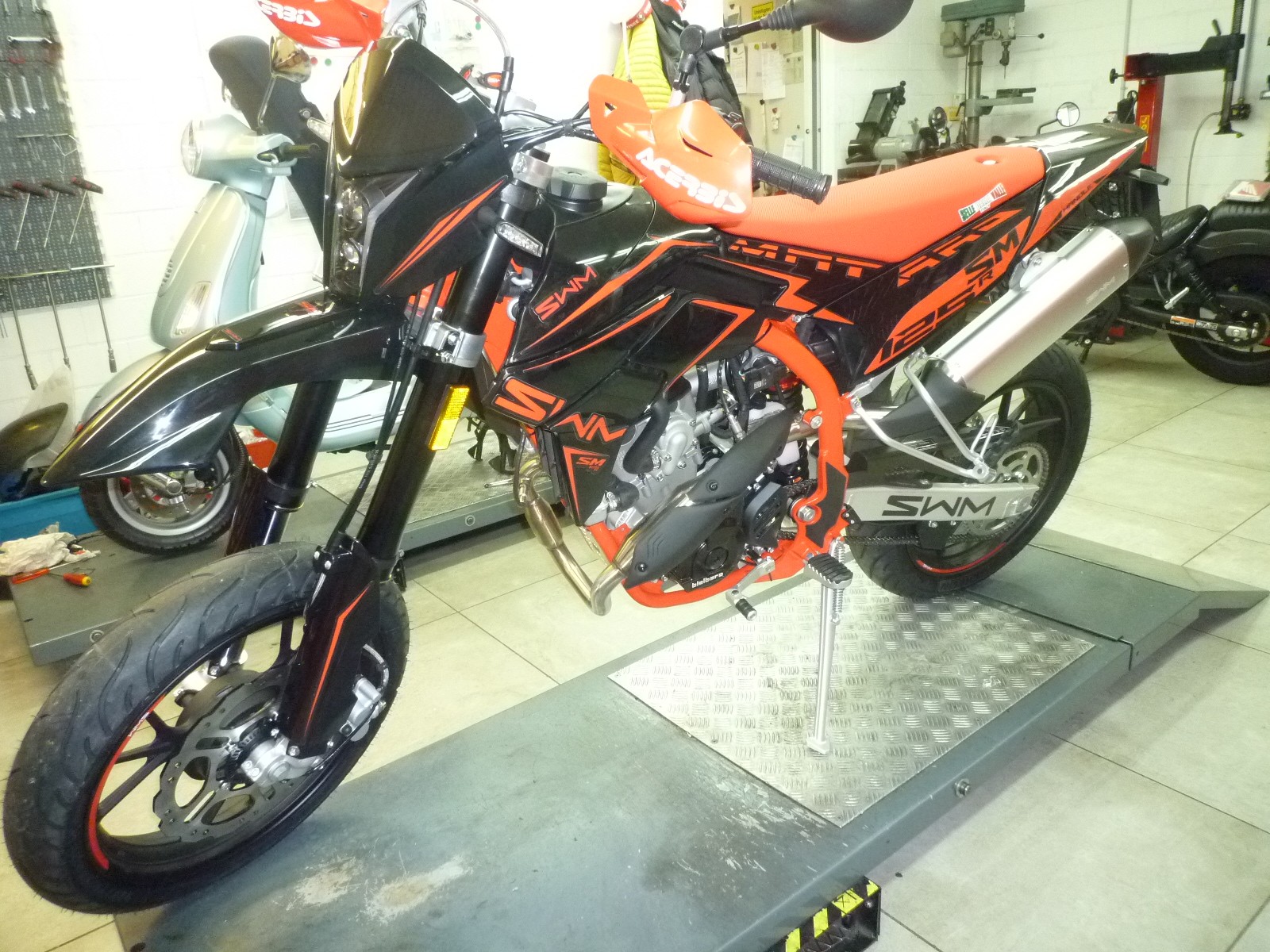 SWM SM 125 R ABS