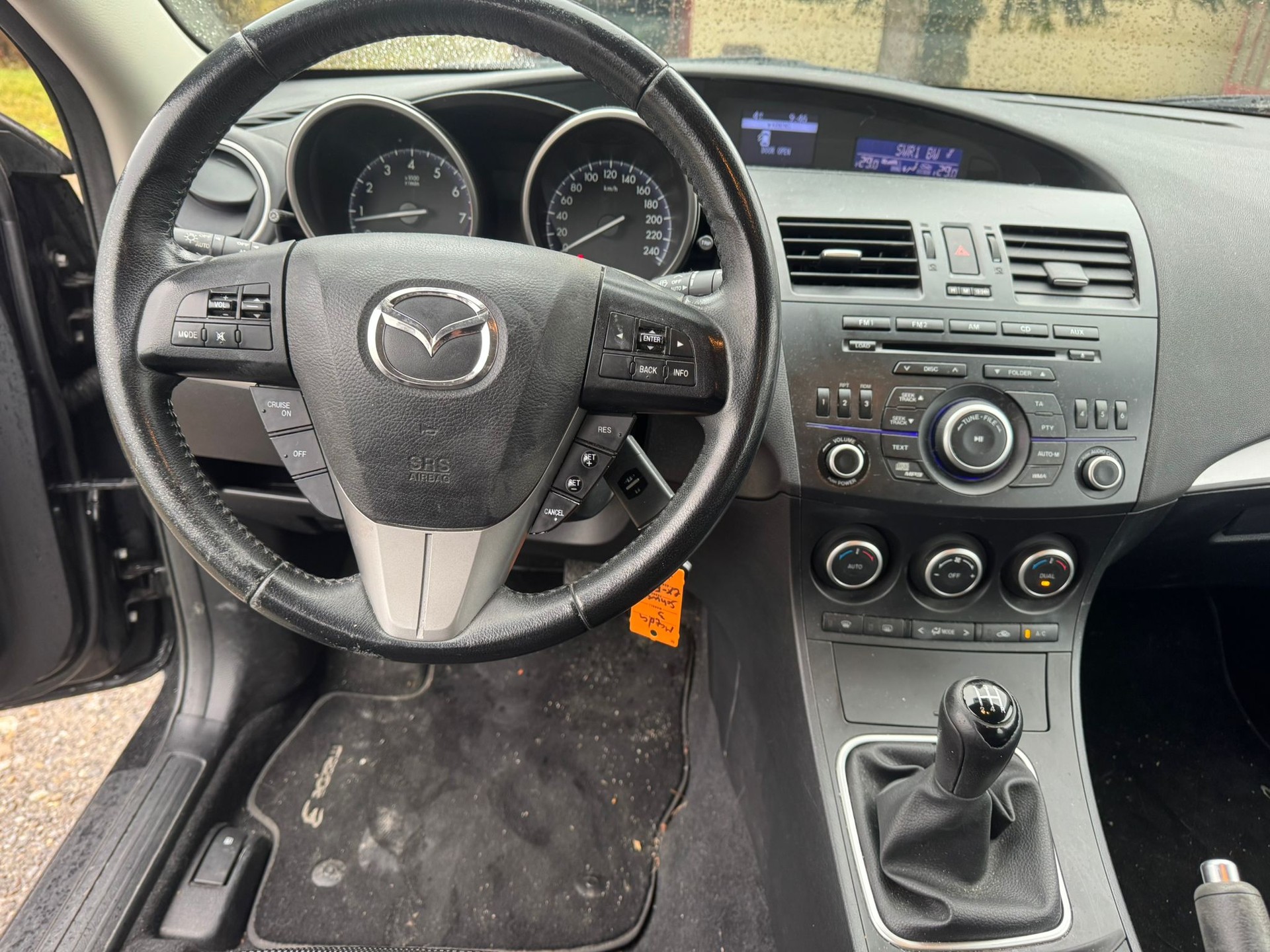 MAZDA 3 1.6 16V Confort-image-13