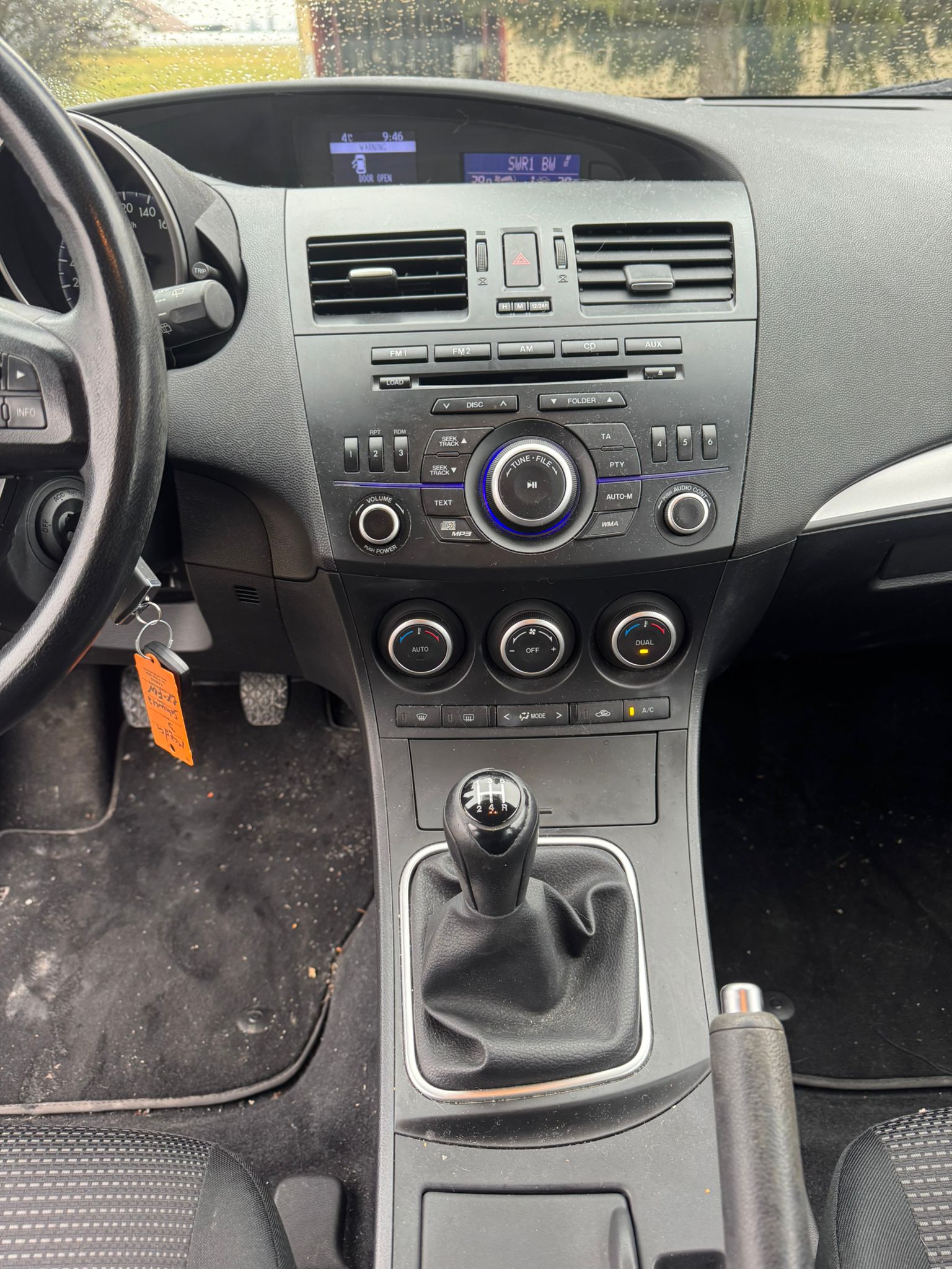 MAZDA 3 1.6 16V Confort-image-15