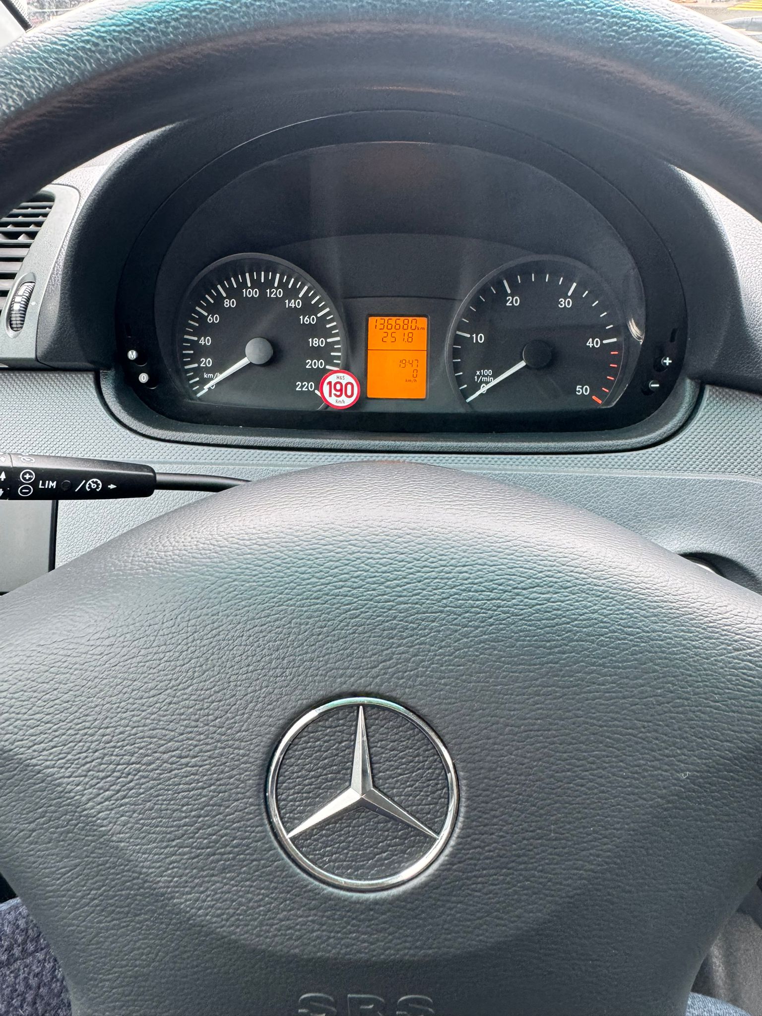 MERCEDES-BENZ Vito 115 CDI 4x4-image-8
