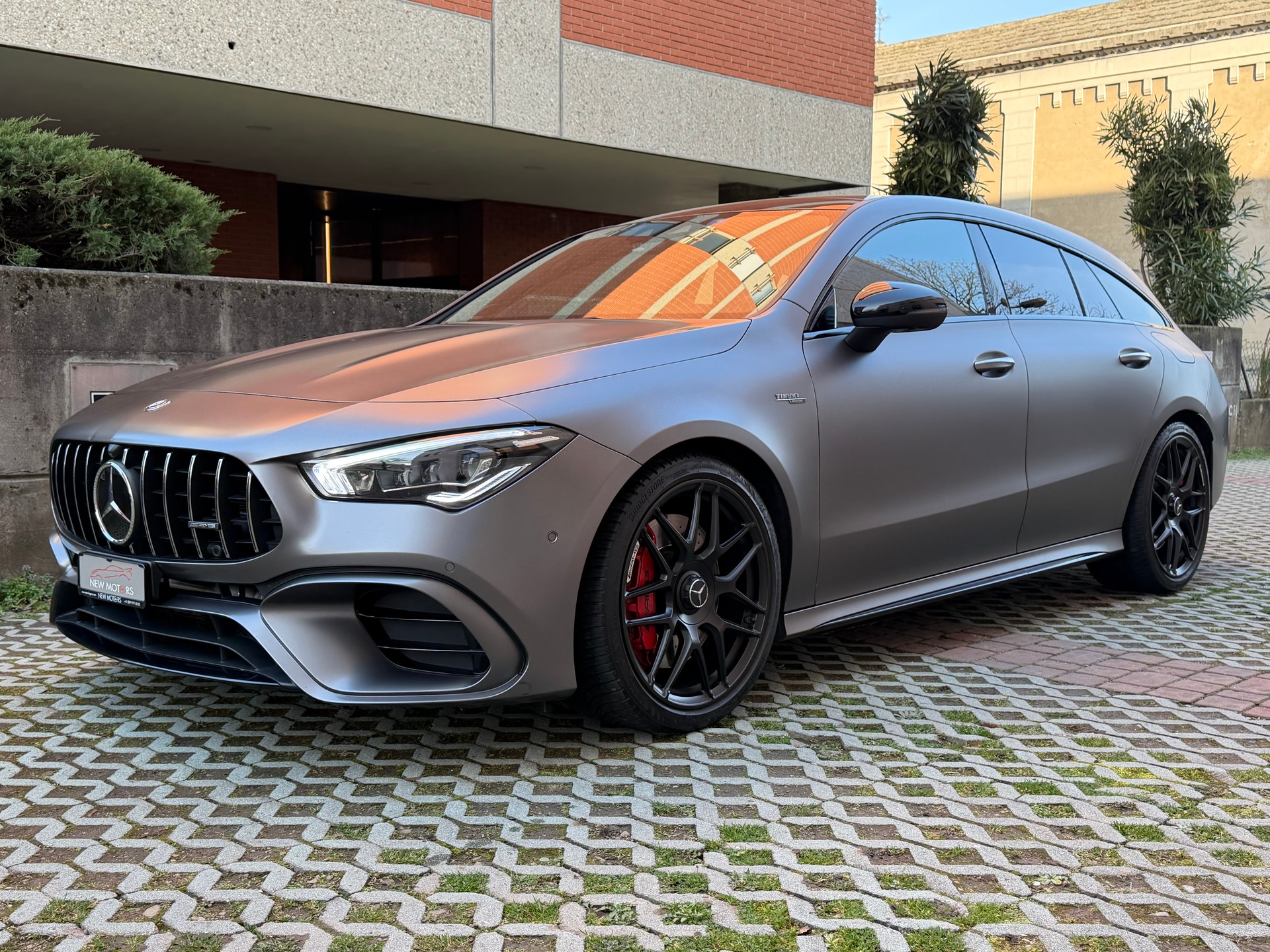 MERCEDES-BENZ CLA Shooting Brake 45 S AMG 4Matic+ 8G-DCT-image-1