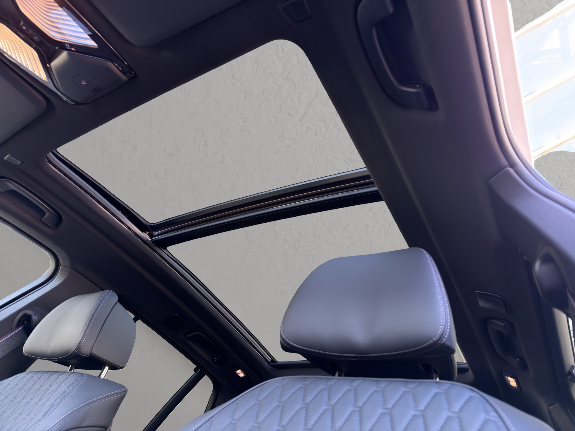 BMW X5 xDrive 48V 30d M Sport Pro Steptronic-image-11