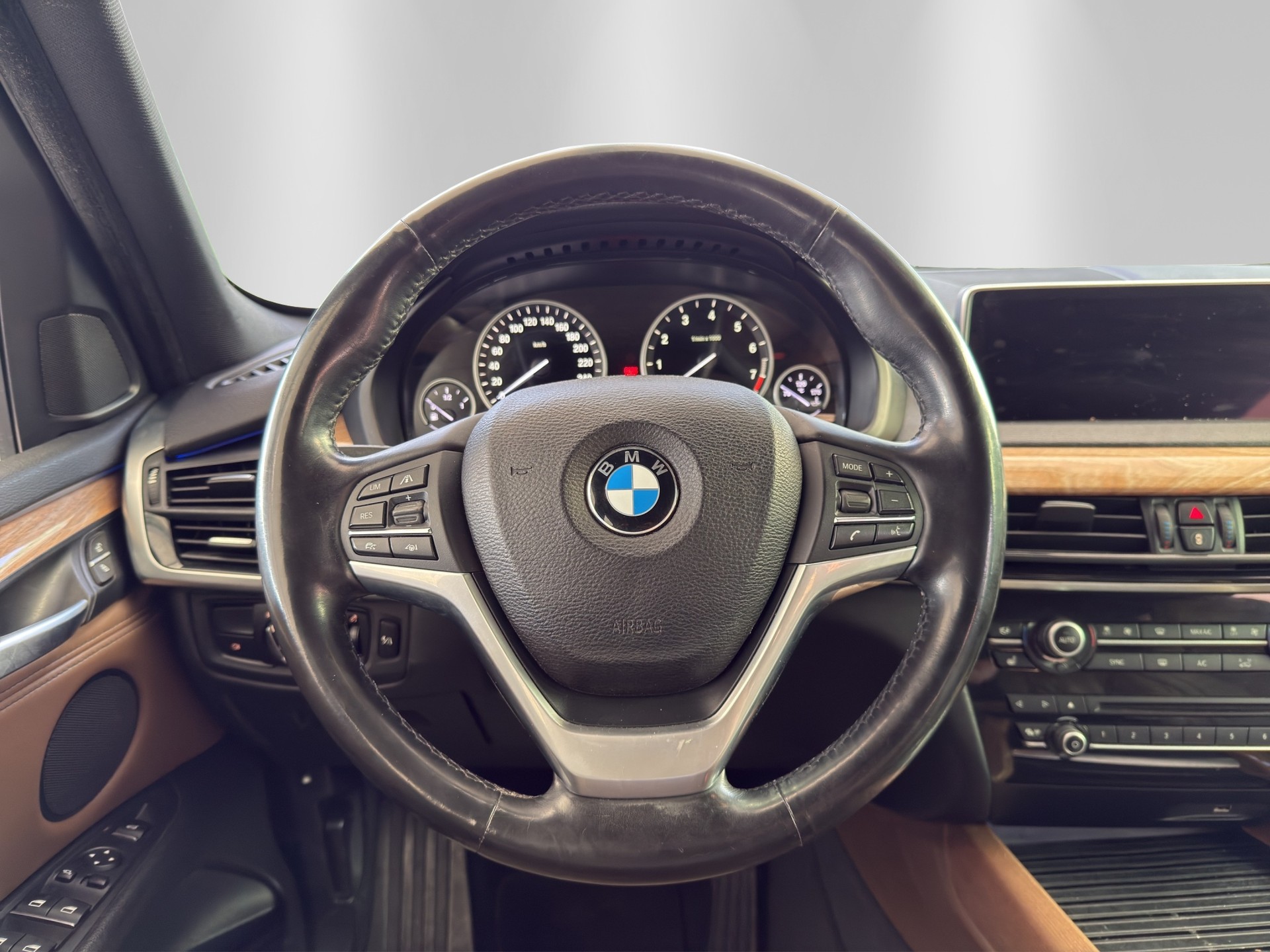 BMW X5 xDrive 40e iPerformance Steptronic-image-9