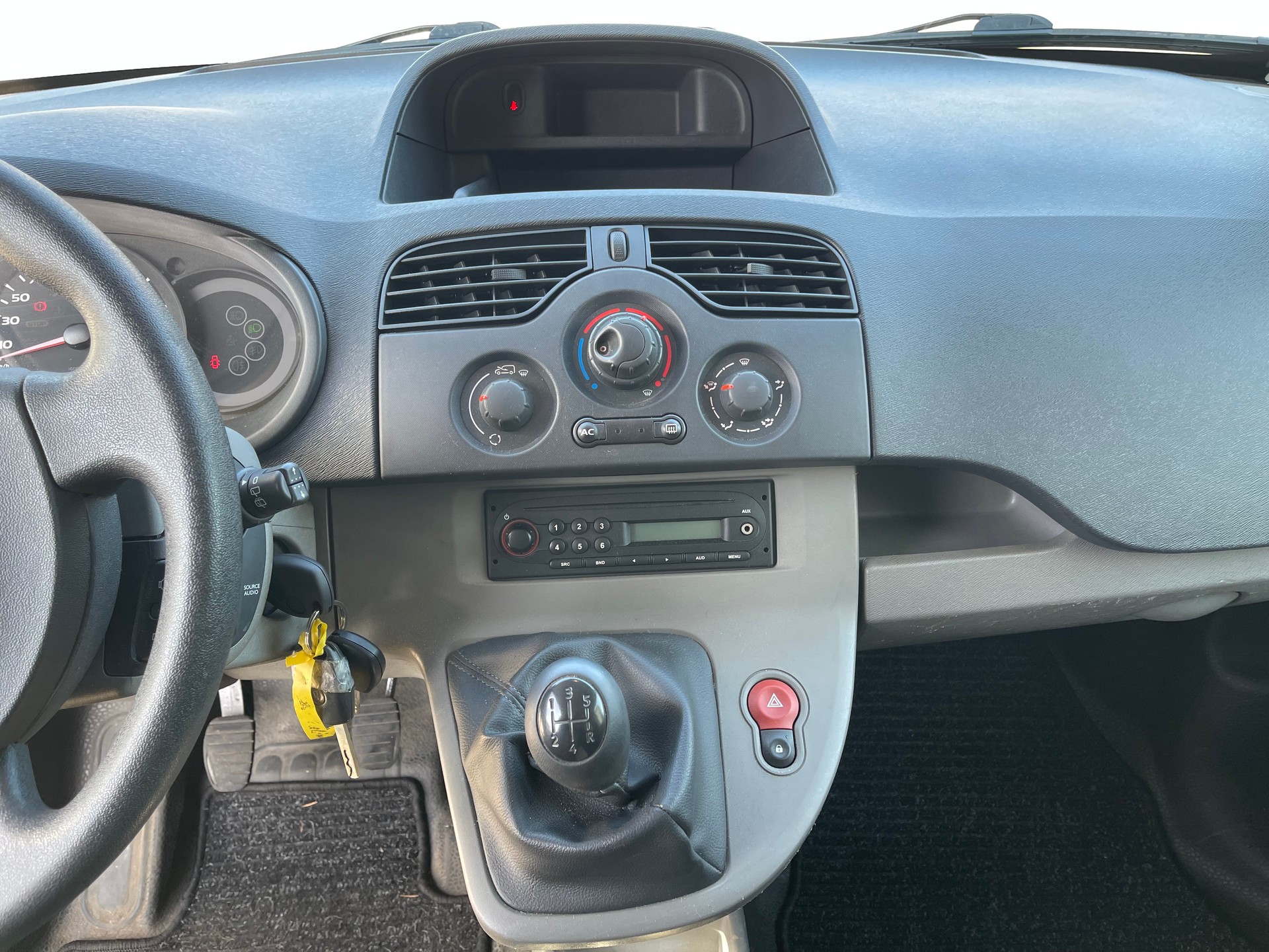 RENAULT RENAULT KANGOO 1.6 16V-image-9