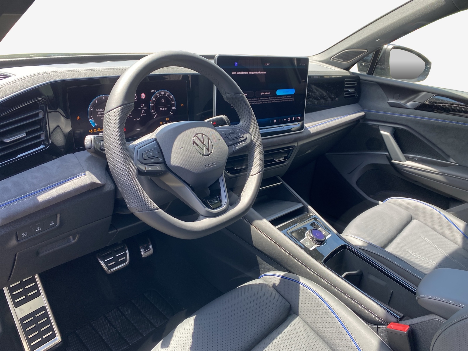 VW Tiguan 2.0 TSI DSG R-Line 4Motion-image-14