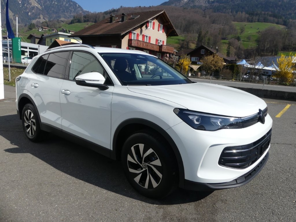 VW Tiguan 2.0 TSI DSG United 4Motion-image-4