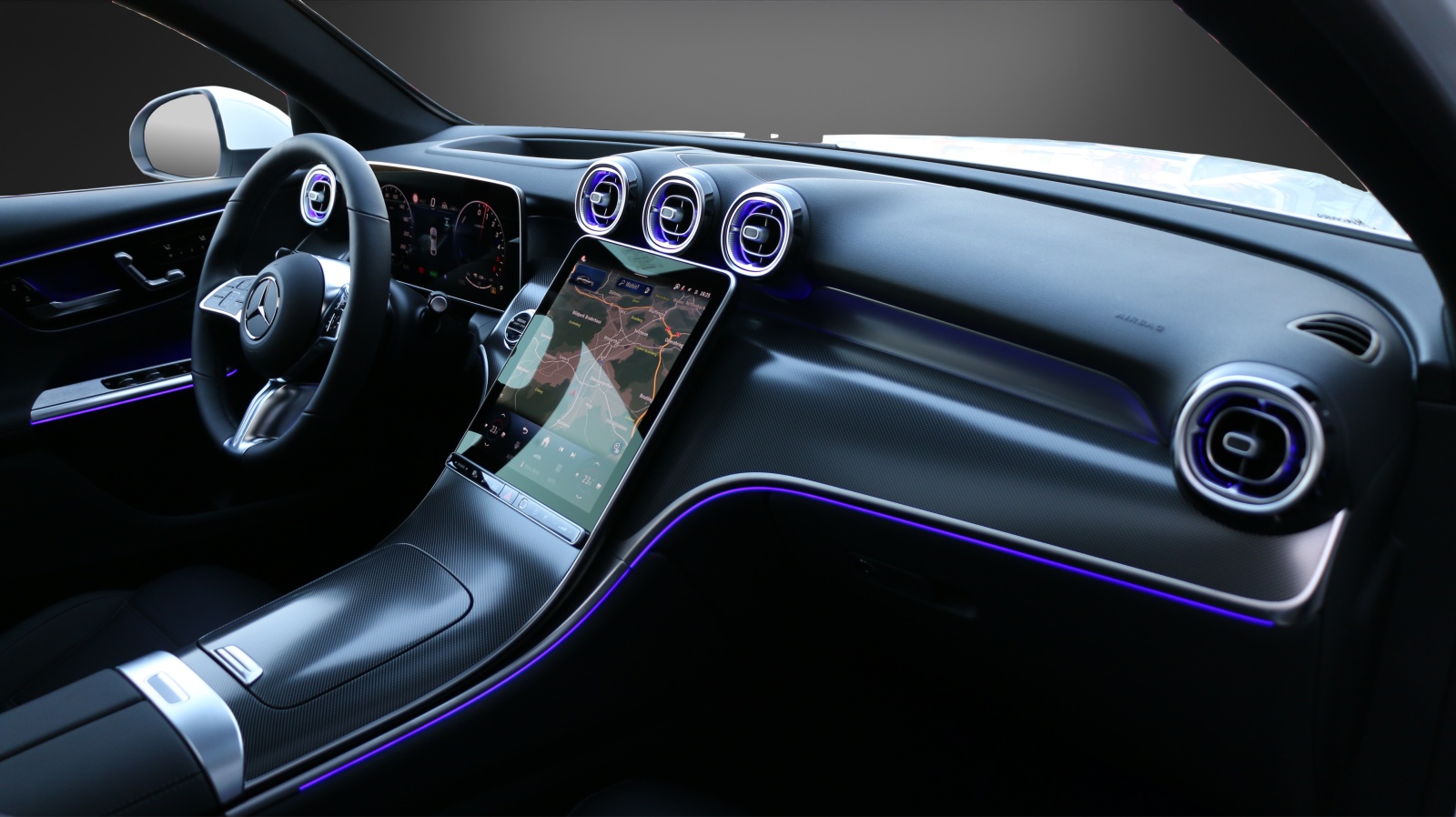 MERCEDES-BENZ GLC 300 de 4MATIC Coupé with EQ Hybrid Technology-image-9