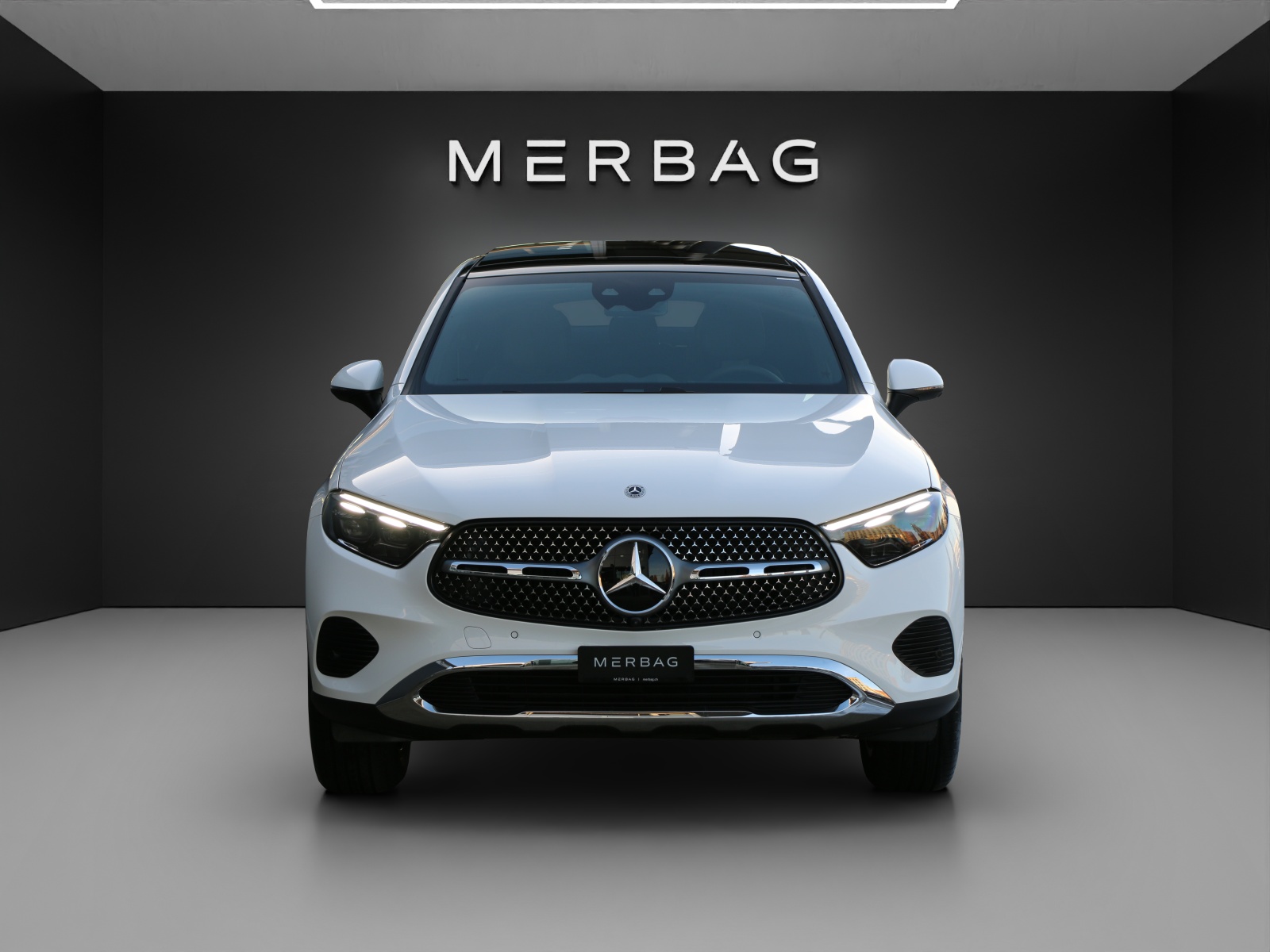 MERCEDES-BENZ GLC 300 de 4MATIC Coupé with EQ Hybrid Technology-image-1