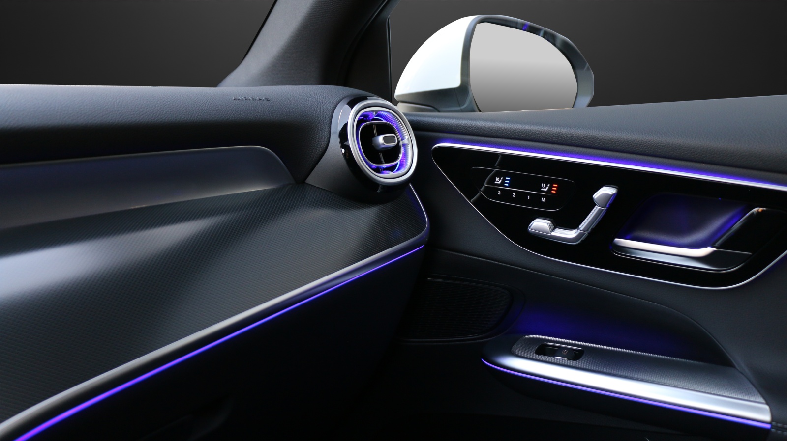 MERCEDES-BENZ GLC 300 de 4MATIC Coupé with EQ Hybrid Technology-image-5