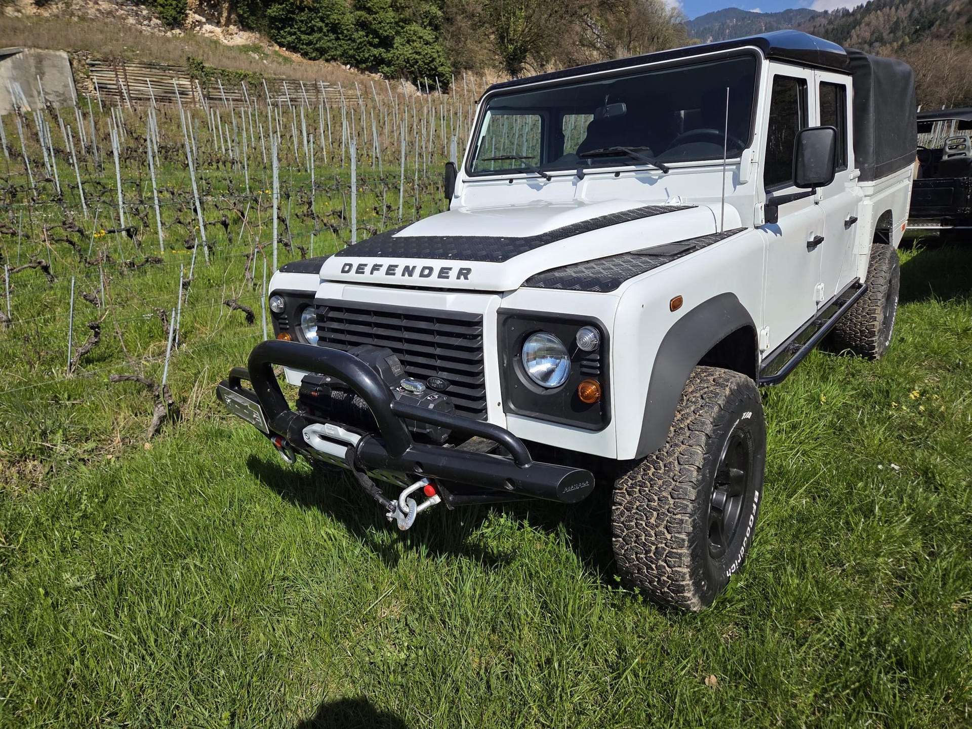 LAND ROVER TD4 130-image-0