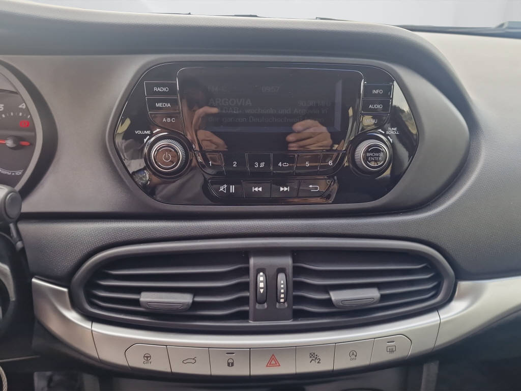FIAT Tipo 1.4 Pop Gas/Benzin-image-12