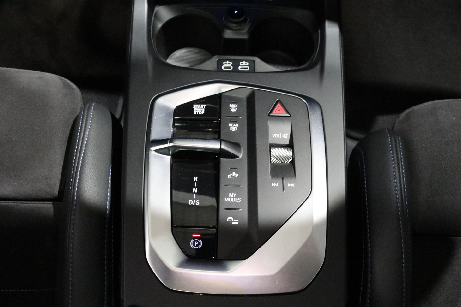 BMW 123 xDrive-image-11