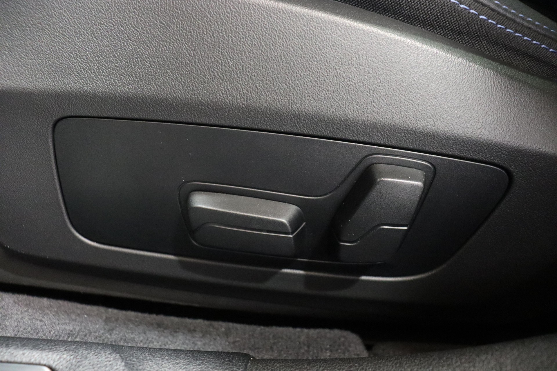 BMW 123 xDrive-image-20