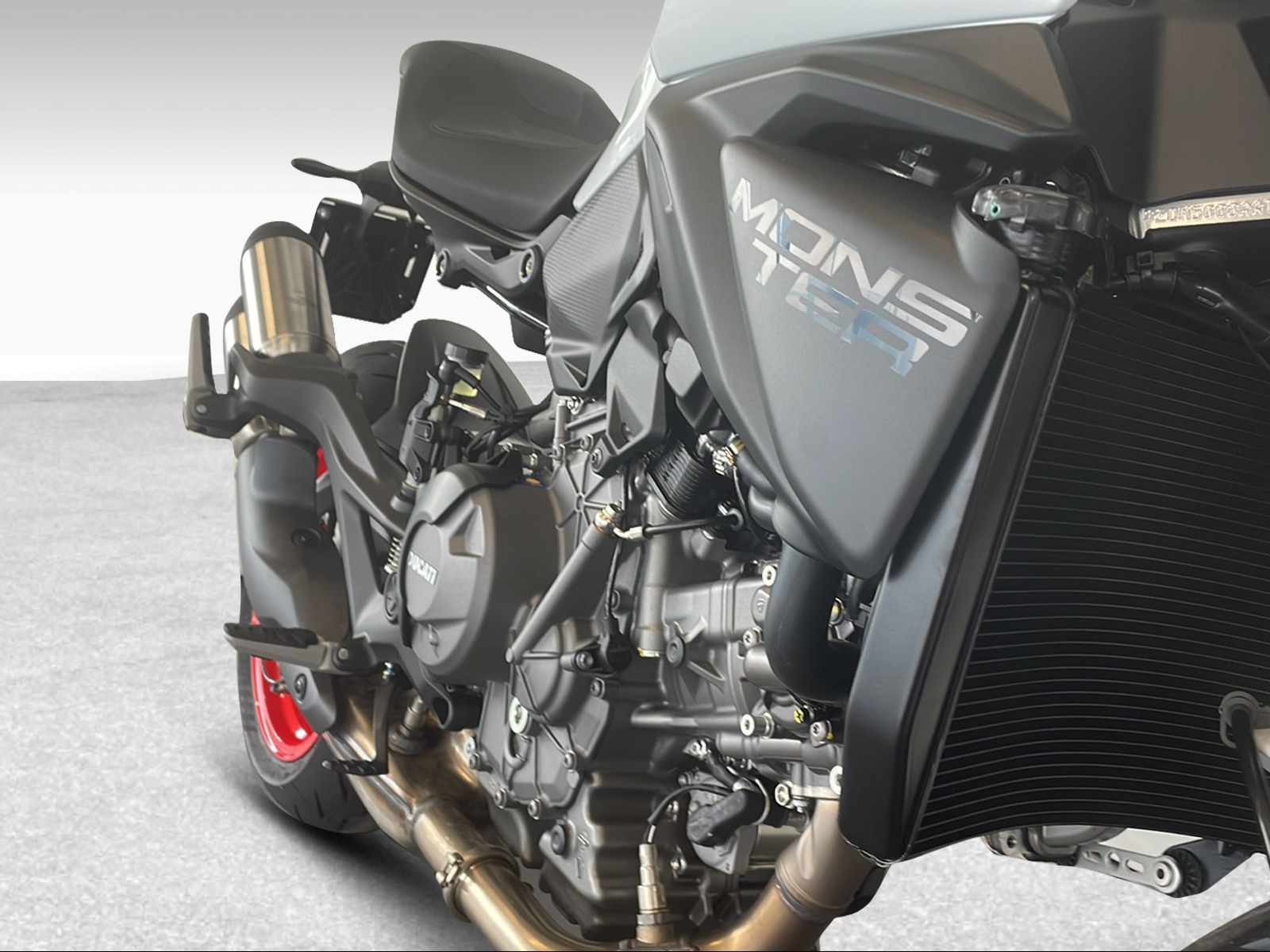 DUCATI 890 Monster ABS-image-7
