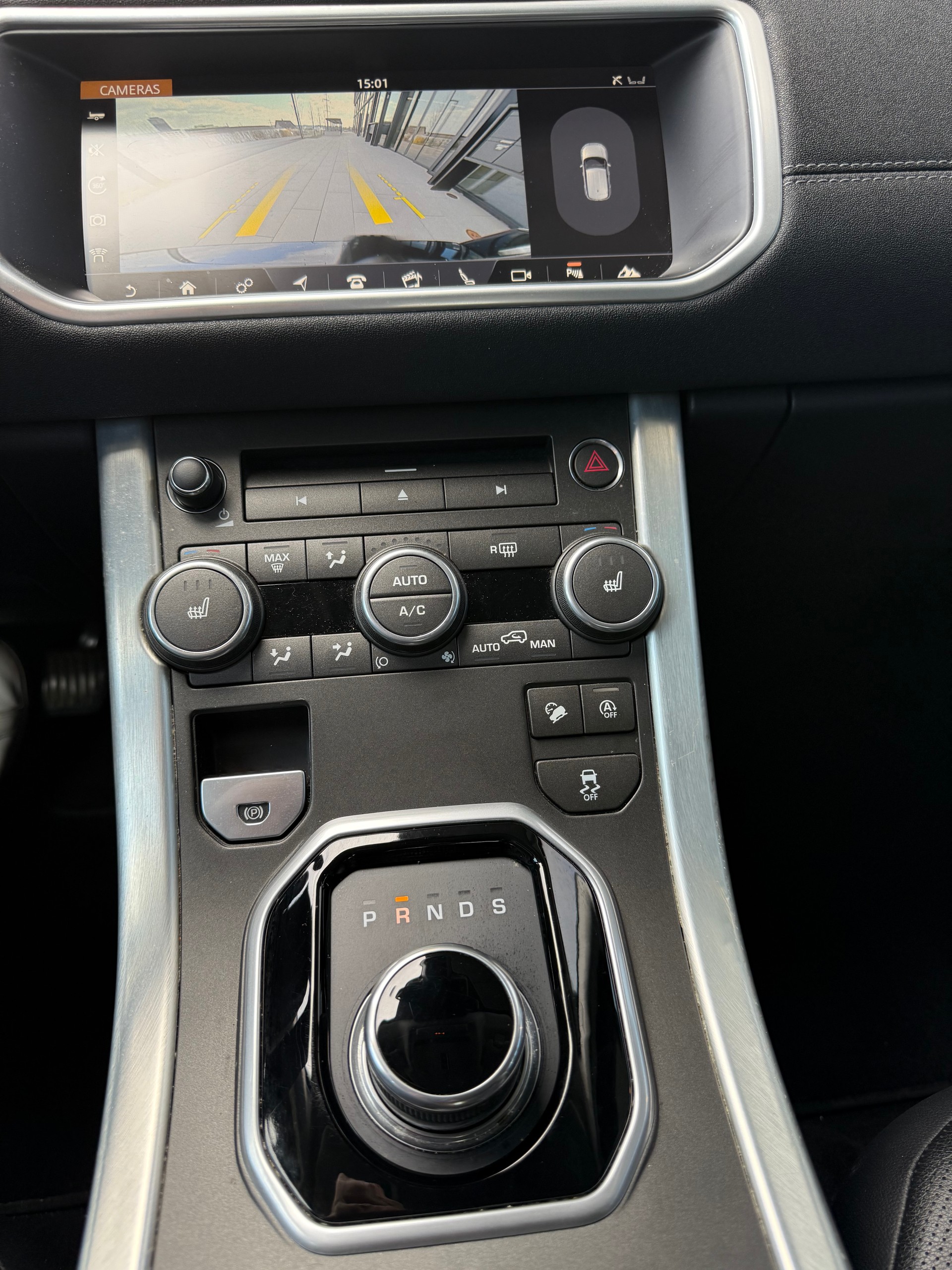 LAND ROVER Range Rover Evoque 2.0 Si4 SE Advantage AT9-image-7
