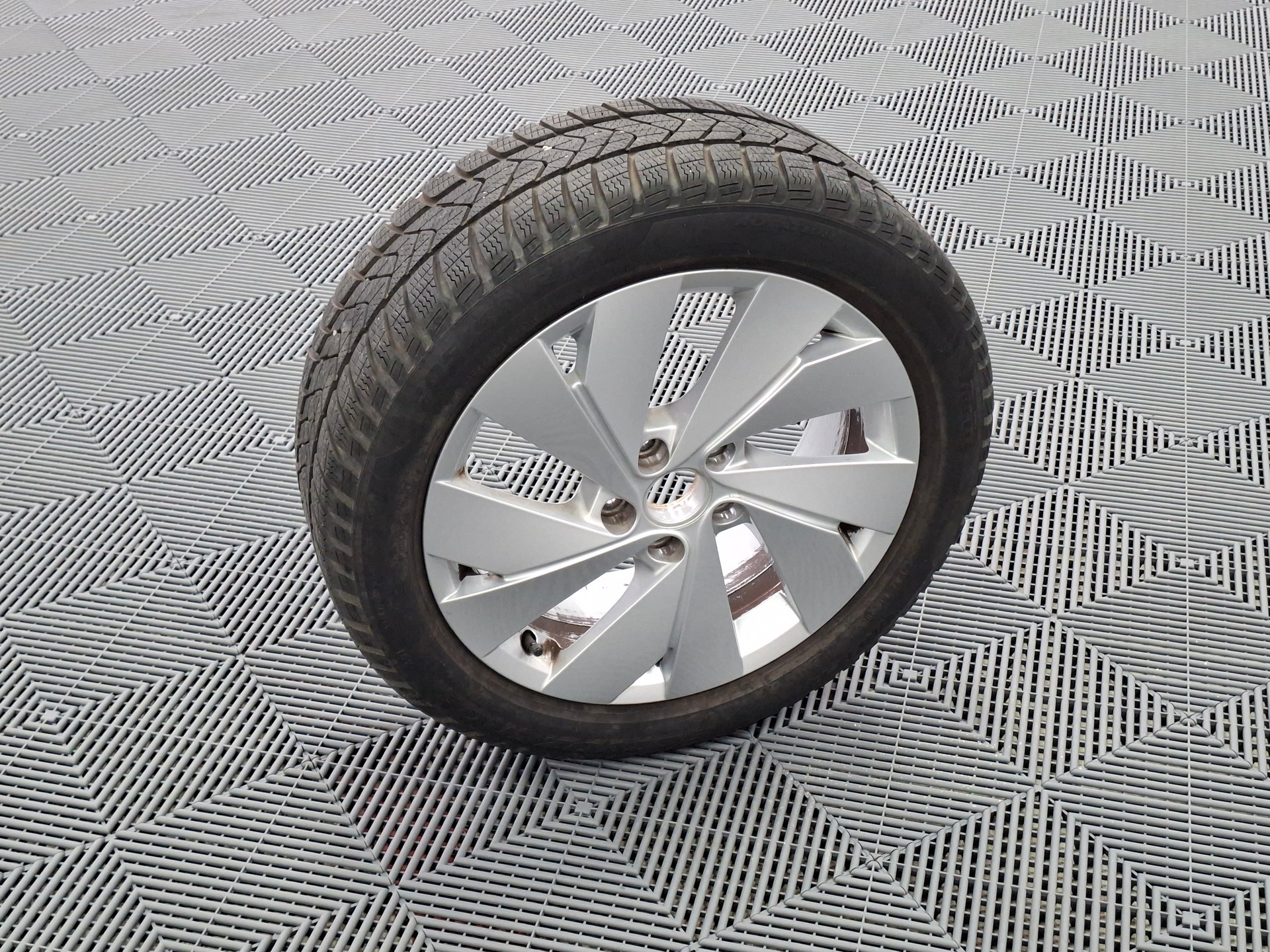 VW Golf VIII 2.0 TSI GTI DSG-image-11