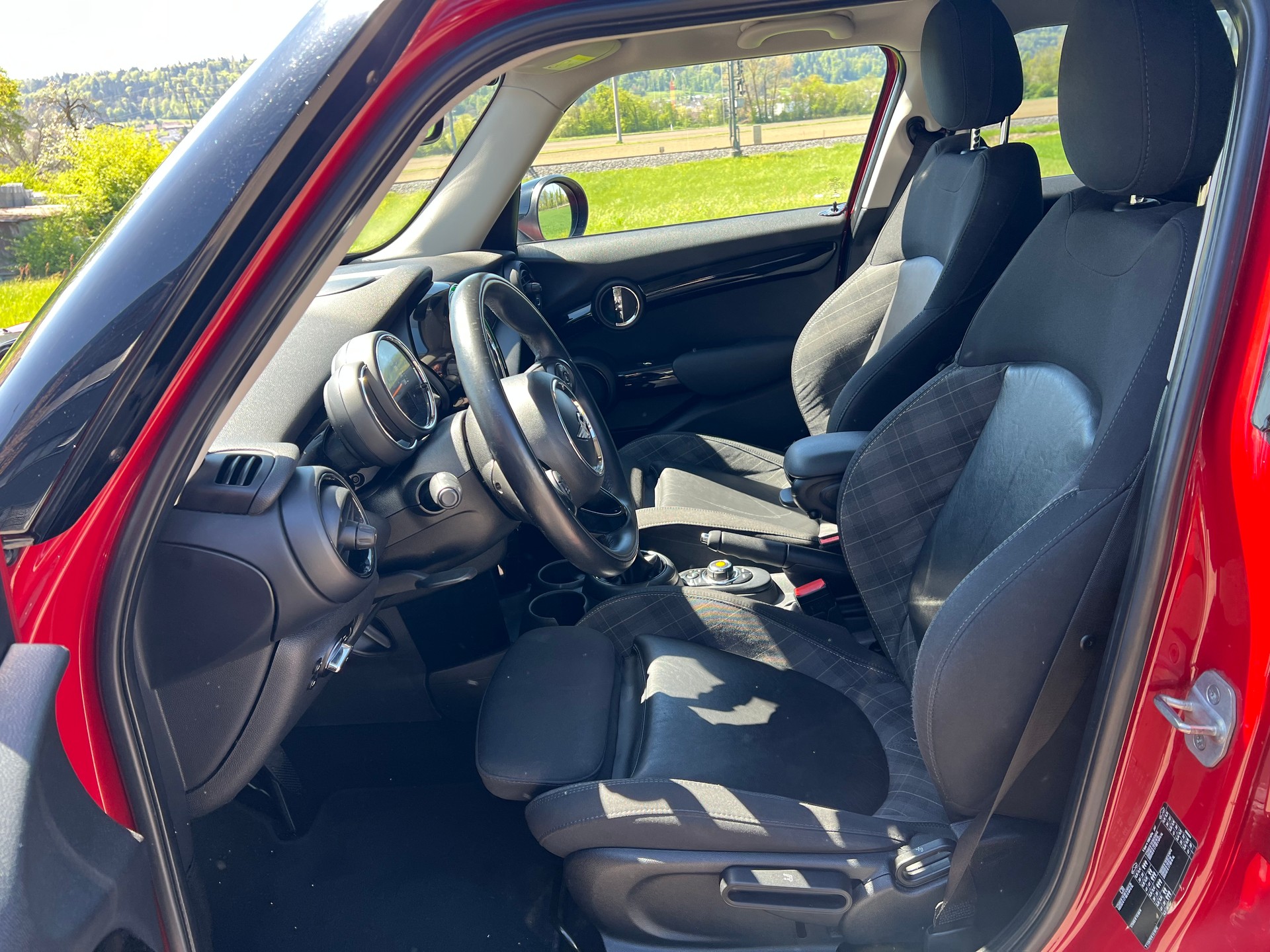 MINI Cooper Steptronic-image-24