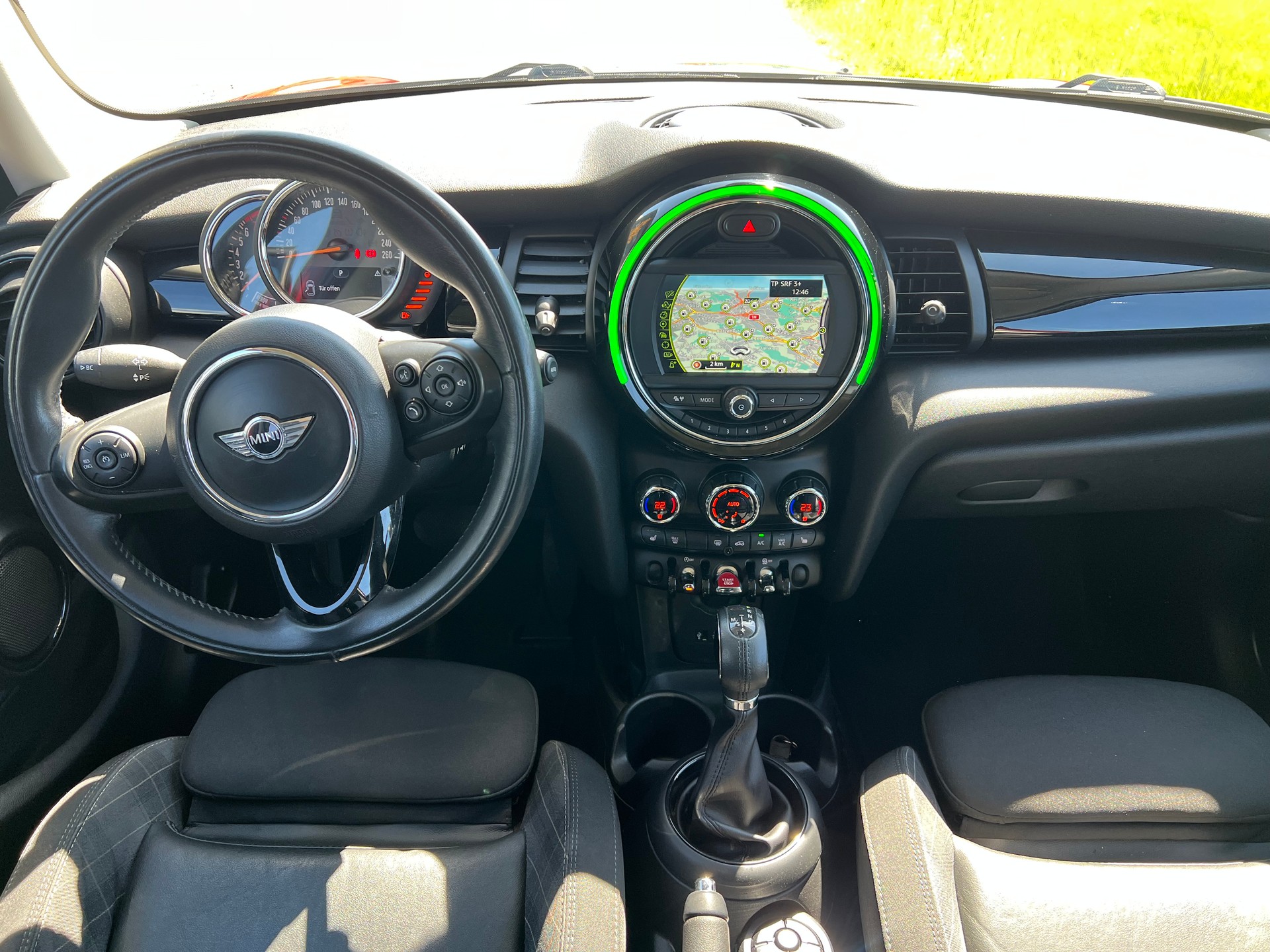 MINI Cooper Steptronic-image-16