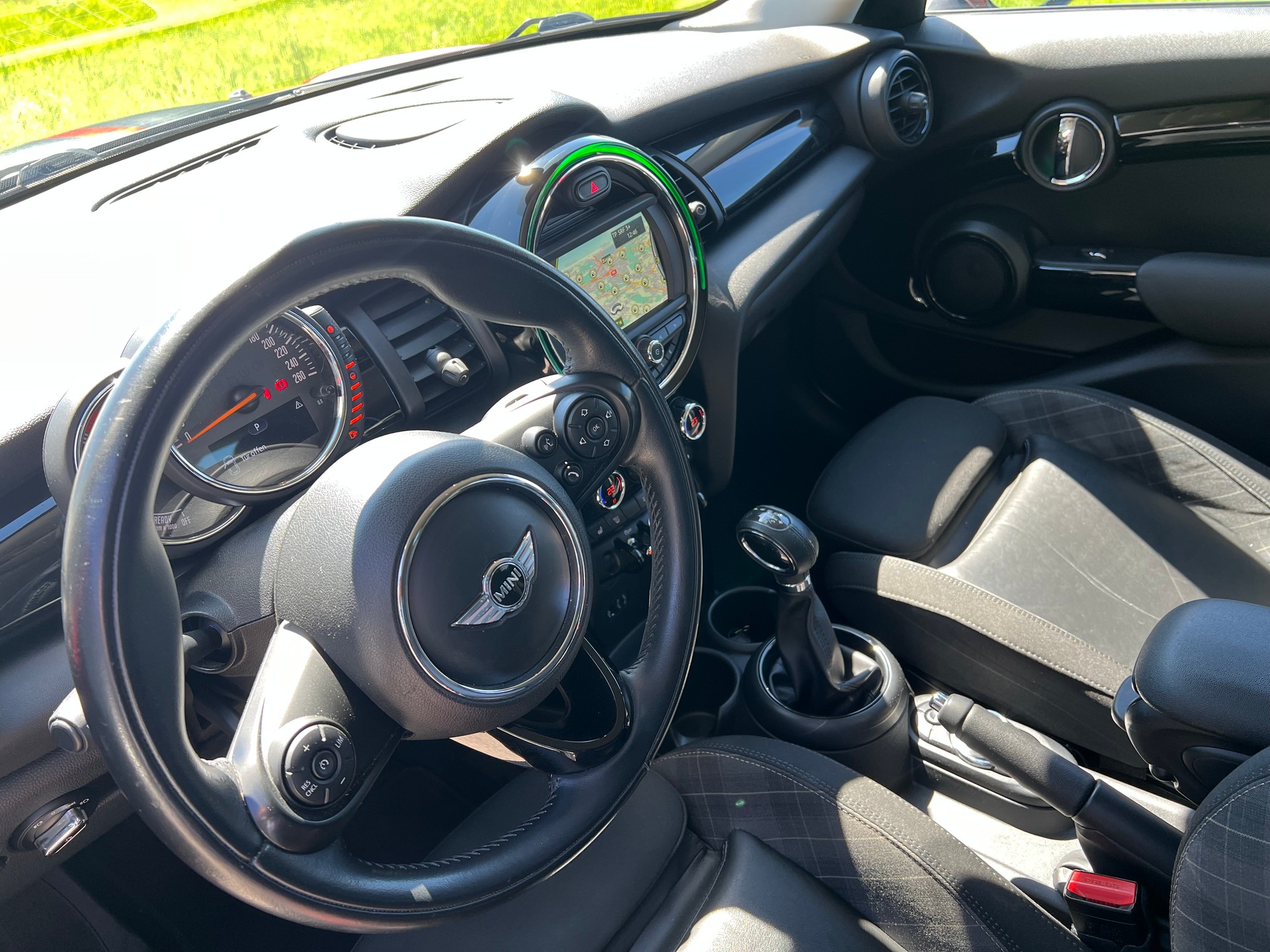 MINI Cooper Steptronic-image-23