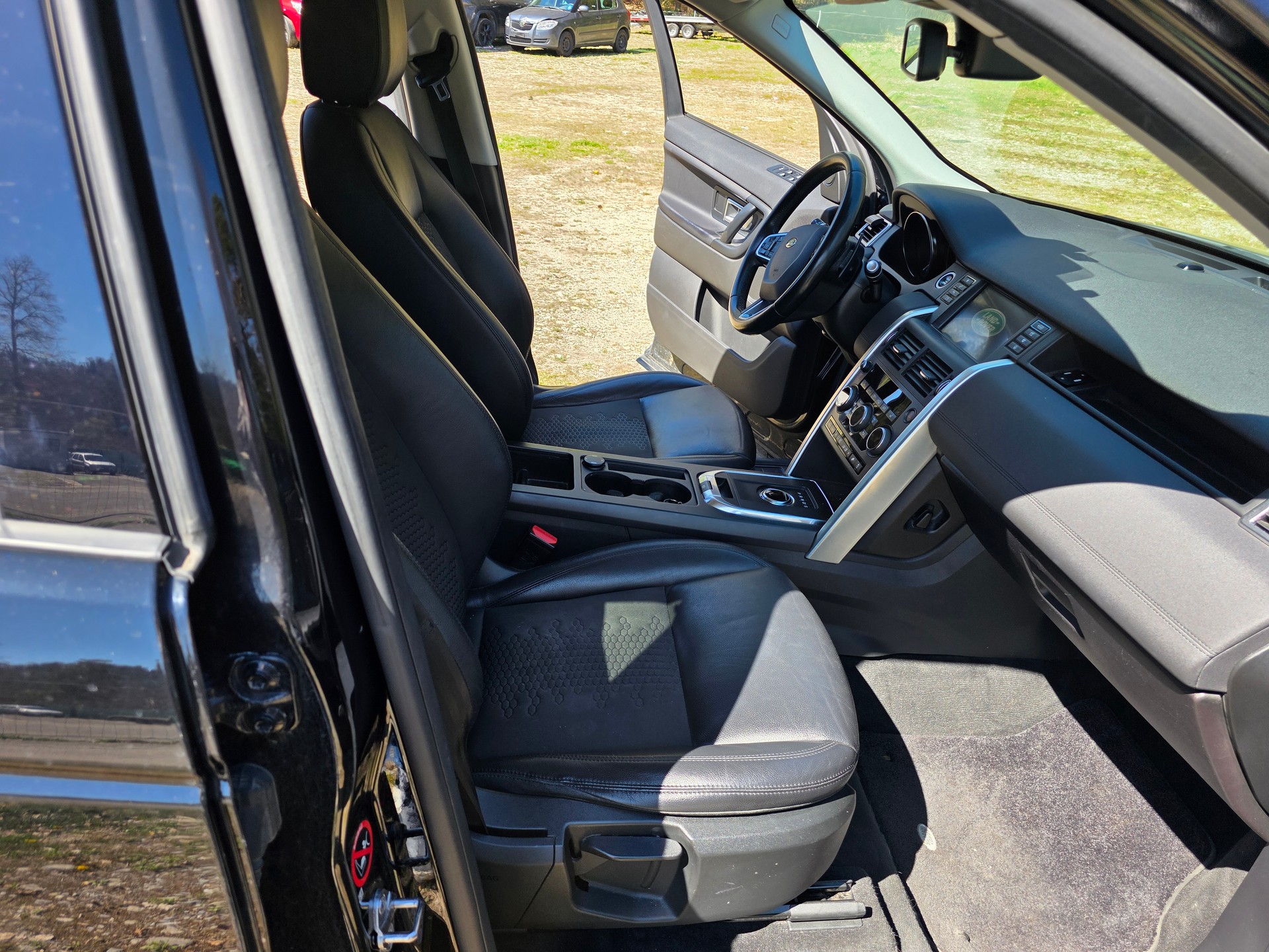 LAND ROVER Discovery Sport 2.0 Si4 HSE Luxury AT9.. MOTORLAMPE LEUCHTET, AUTO FAHRBAR-image-9
