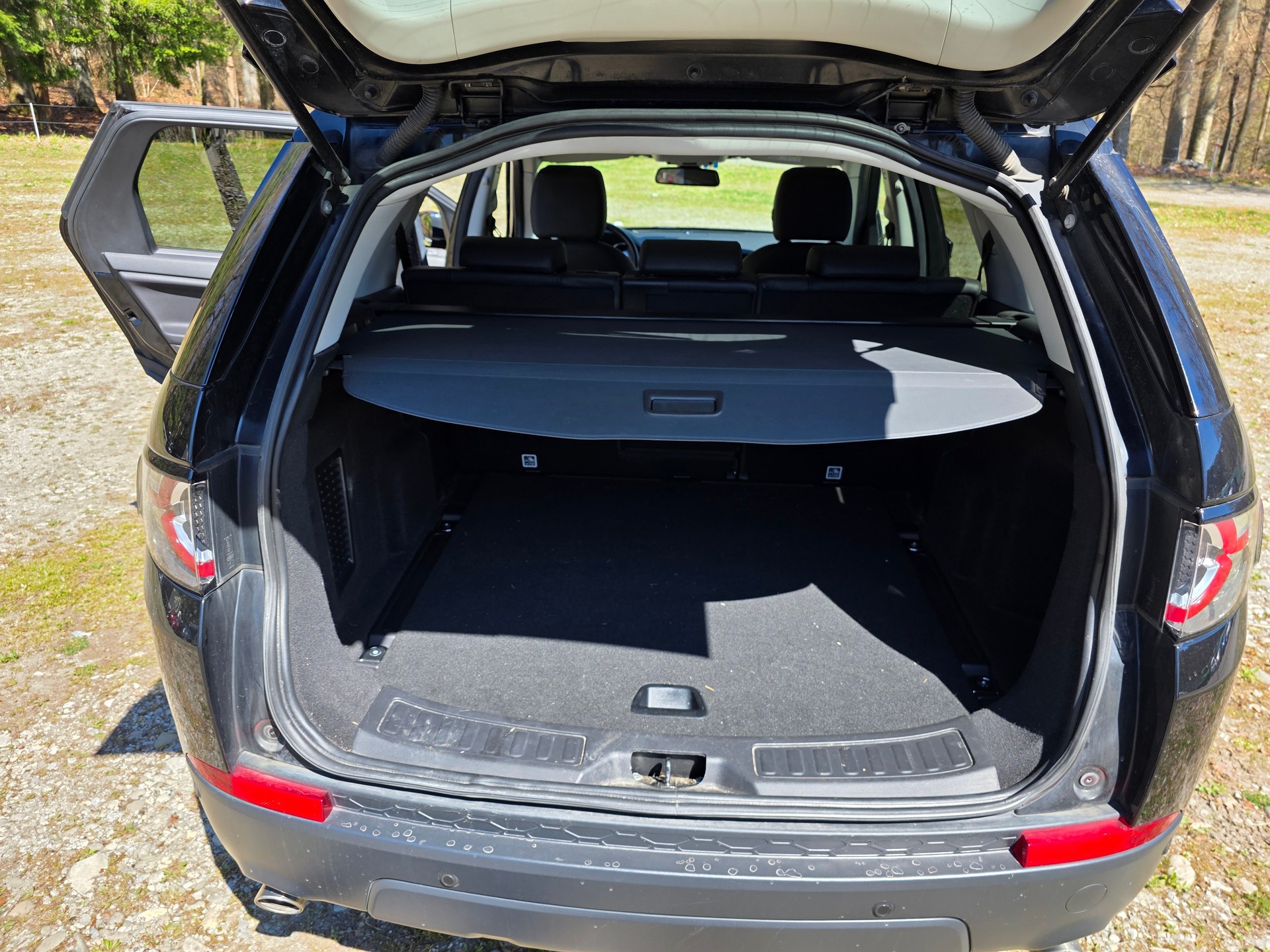 LAND ROVER Discovery Sport 2.0 Si4 HSE Luxury AT9.. MOTORLAMPE LEUCHTET, AUTO FAHRBAR-image-10