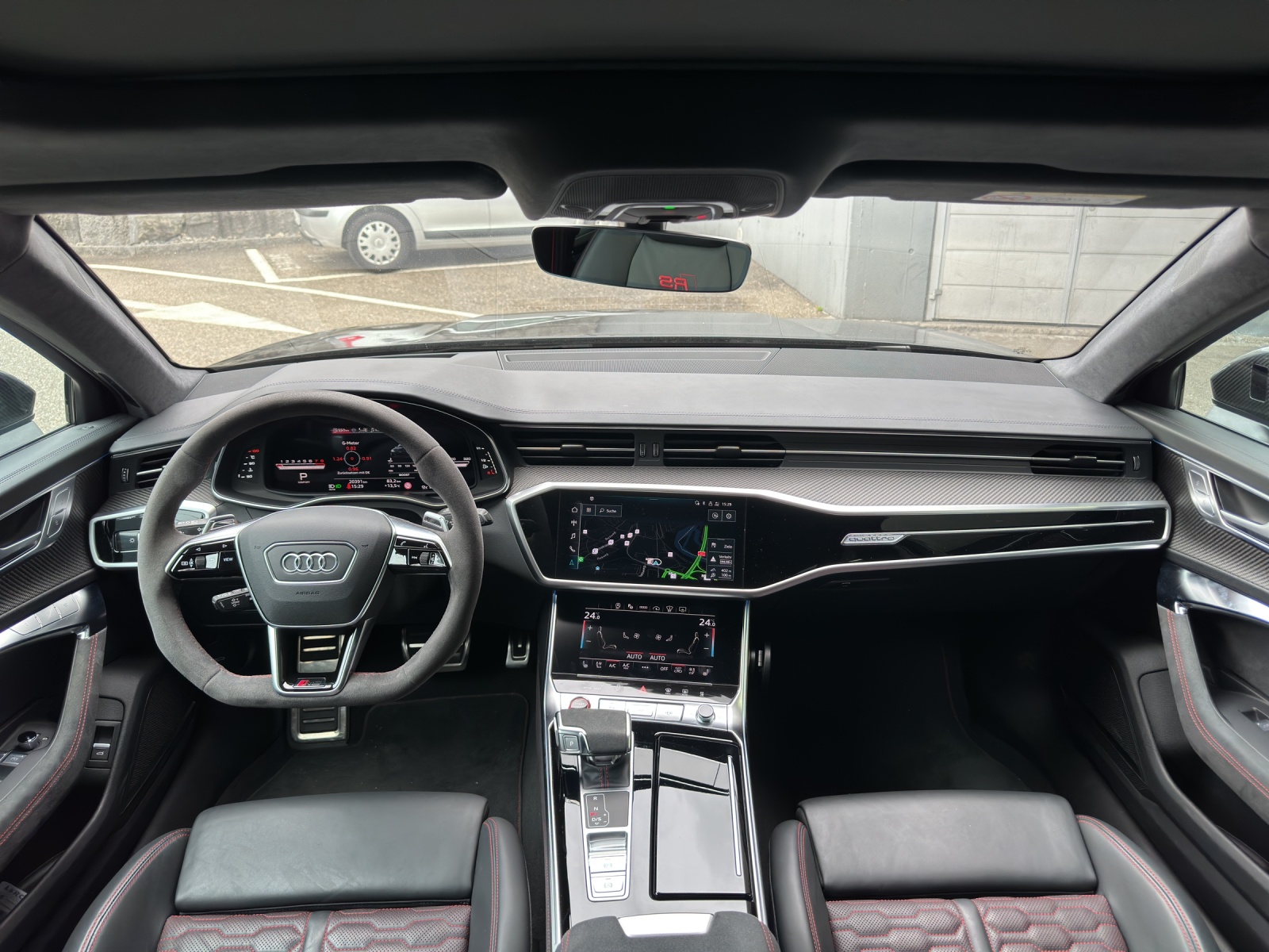 AUDI RS6 Avant 4.0 TFSI V8 Performance quattro-image-14
