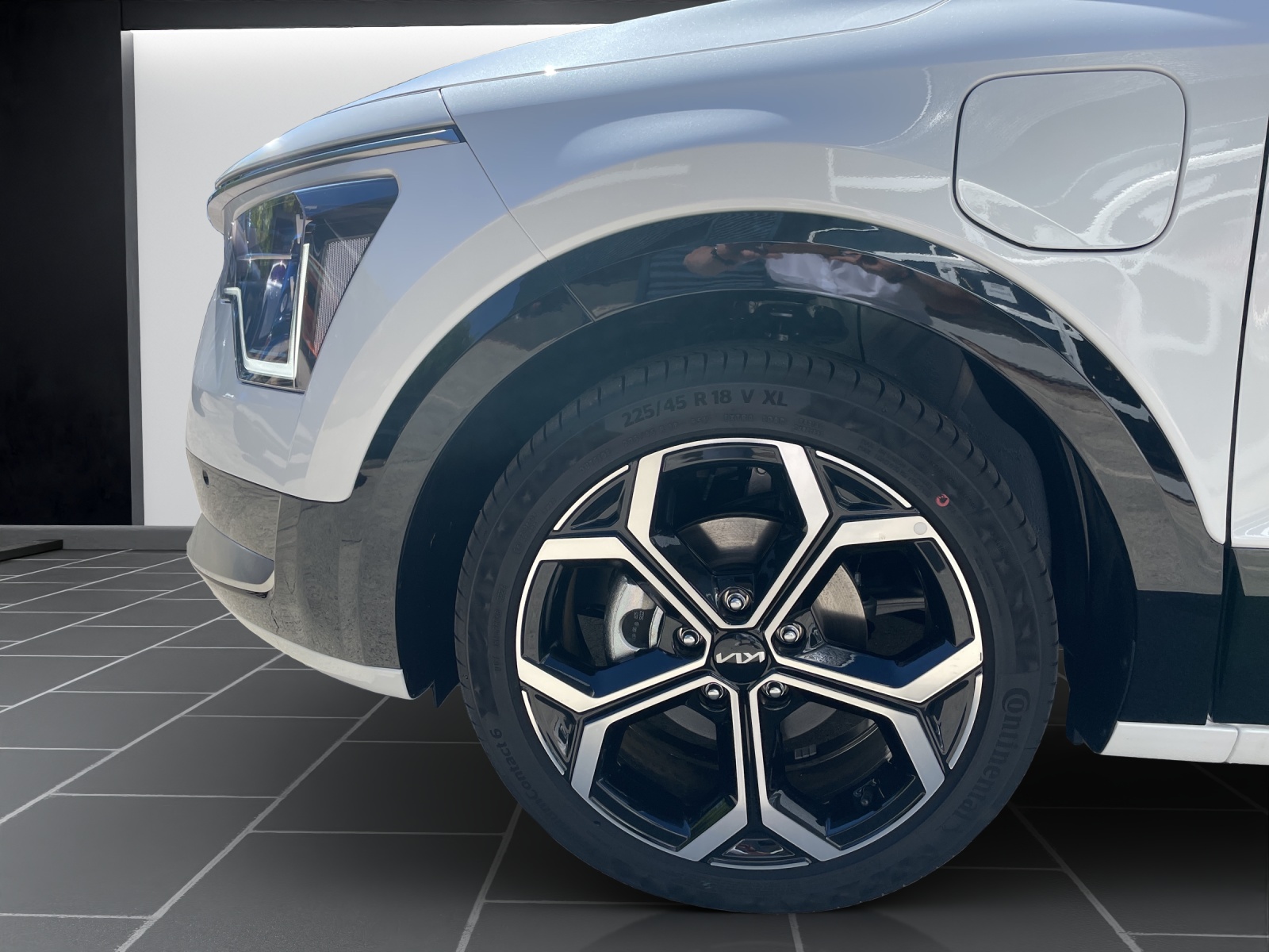 KIA Niro 1.6 GDi Plug-in Hybrid Power Edition-image-9