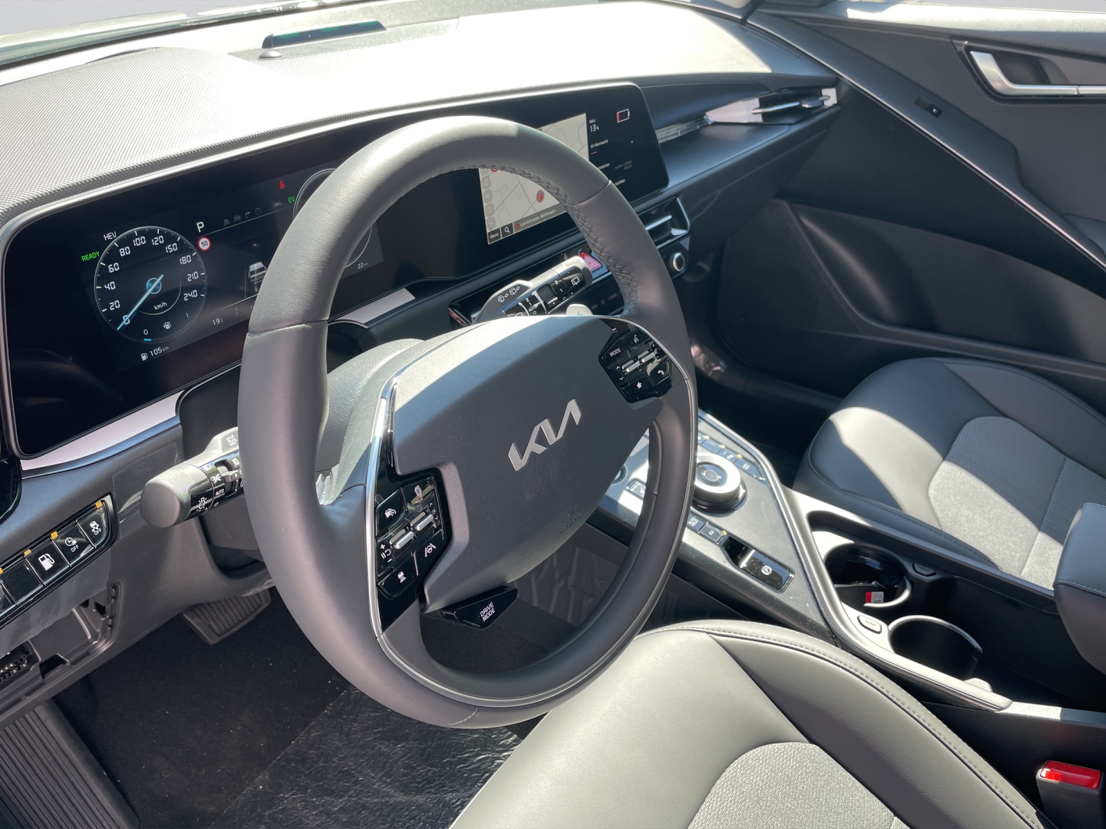 KIA Niro 1.6 GDi Plug-in Hybrid Power Edition-image-12
