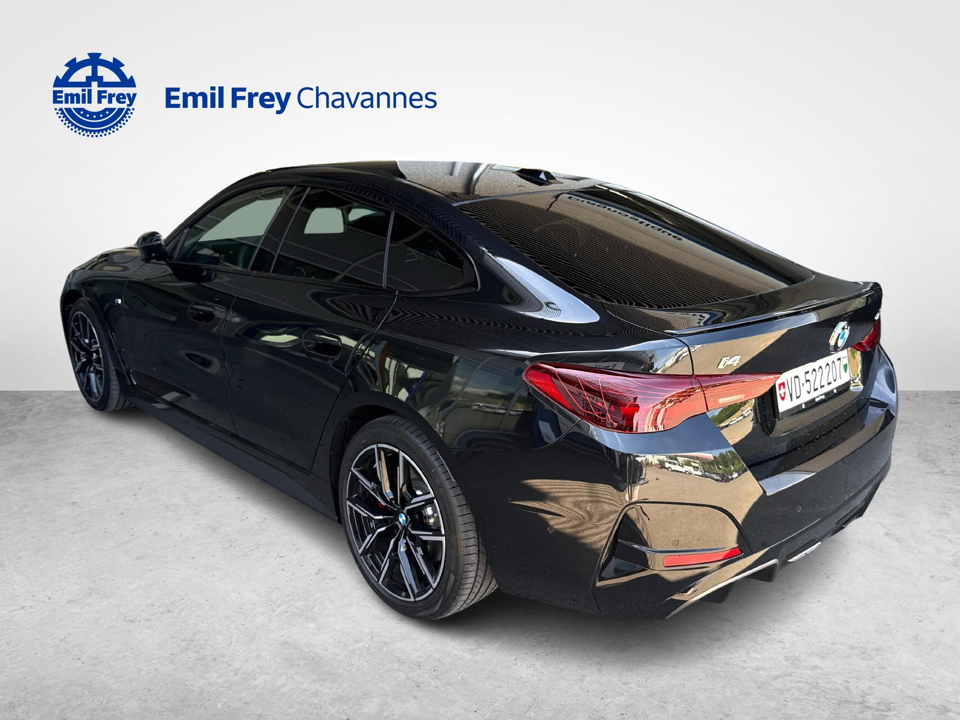 BMW i4 xDrive40 Kit M Sport Pro-showroom-element-2
