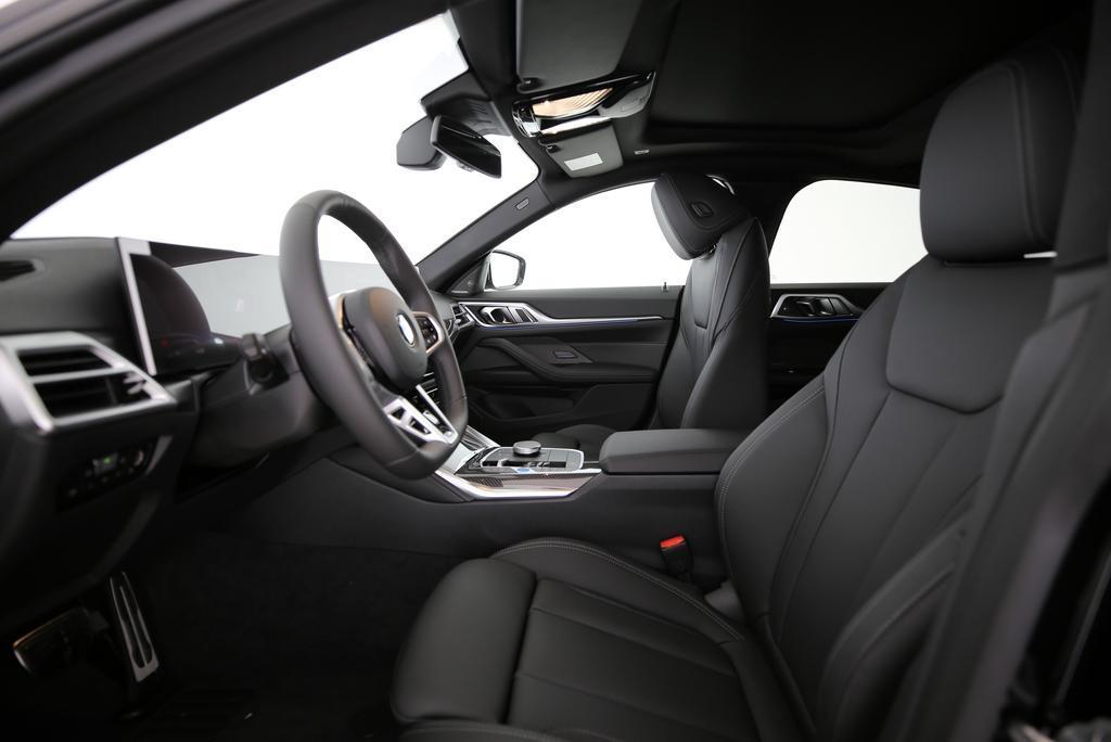BMW i4 xDrive40 Kit M Sport Pro-image-16