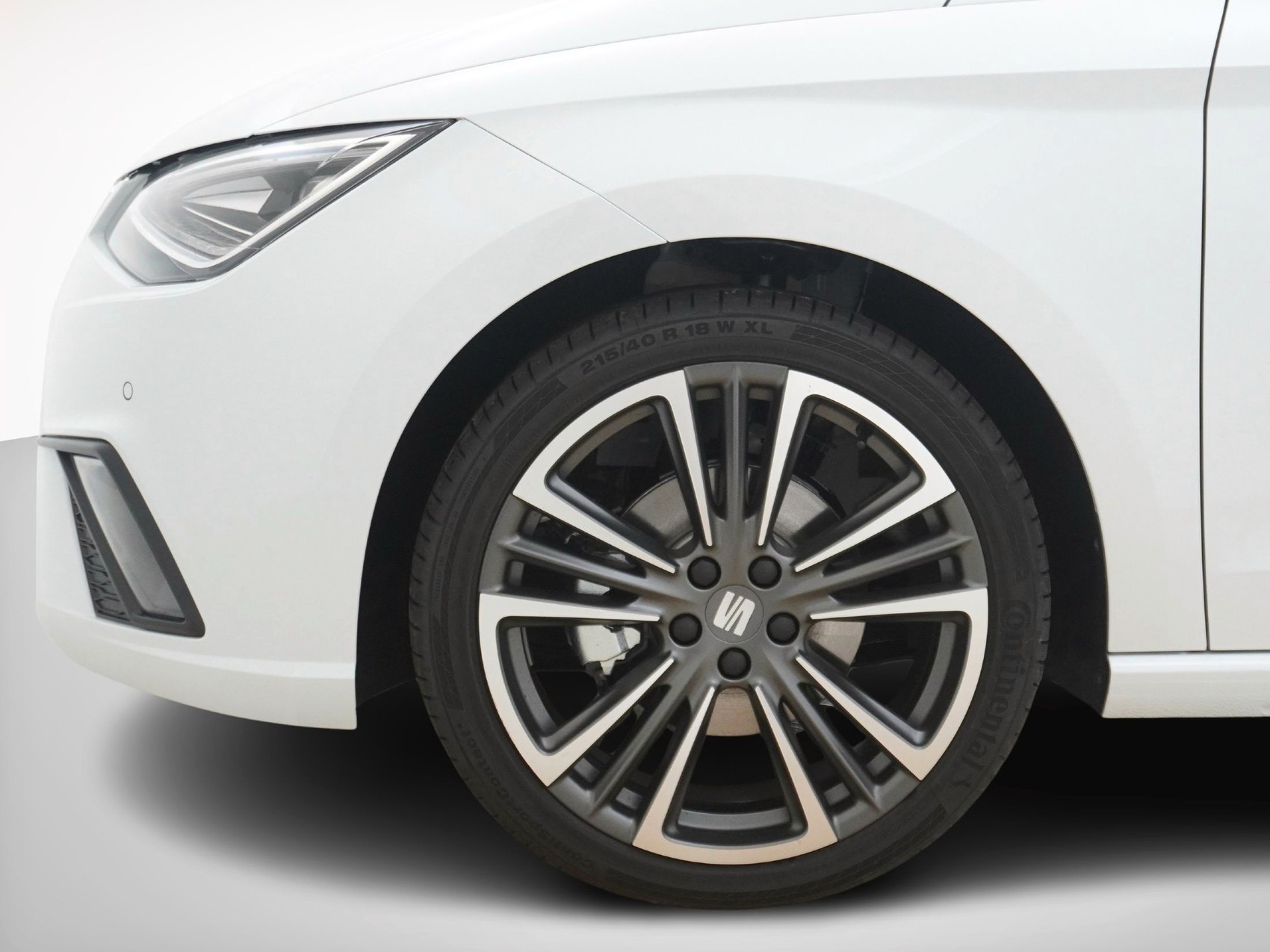SEAT Ibiza 1.5 TSI FR DSG-image-8