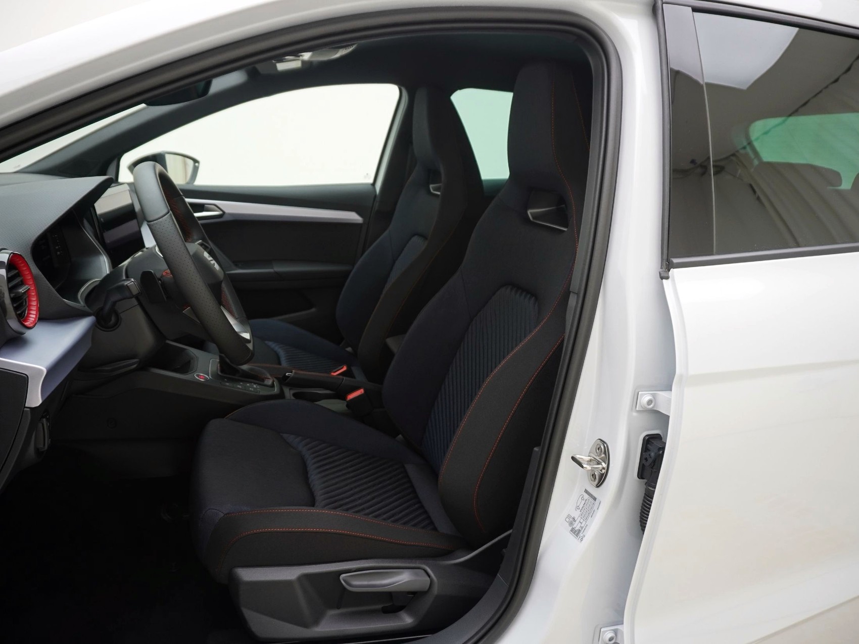 SEAT Ibiza 1.5 TSI FR DSG-image-11