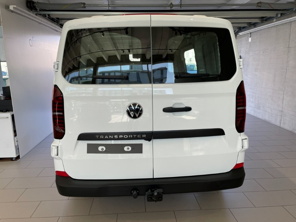 VW Transporter 2.0 TDI Automat-showroom-element-2