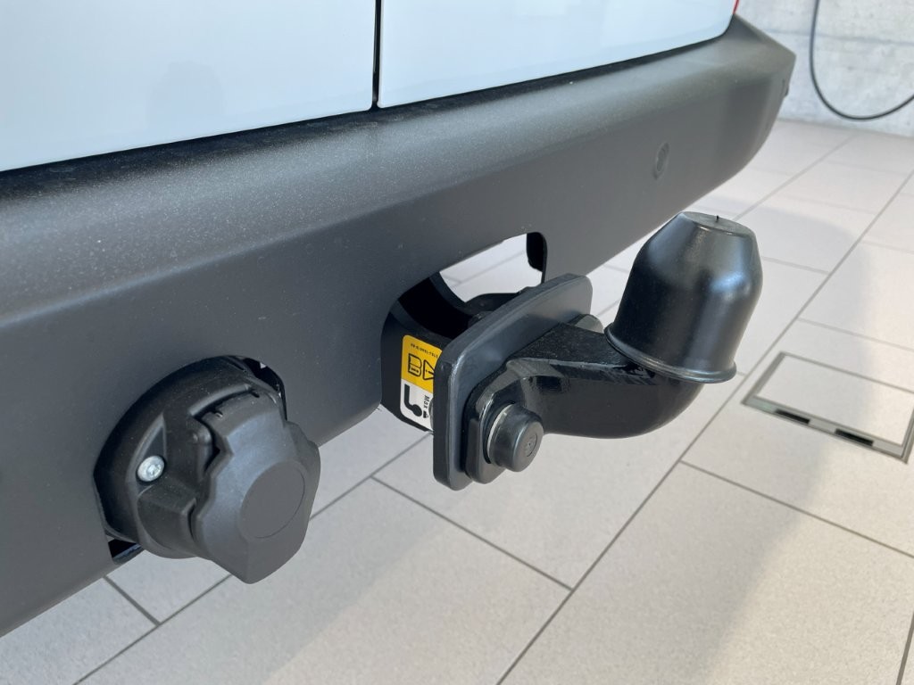 VW Transporter 2.0 TDI Automat-image-8