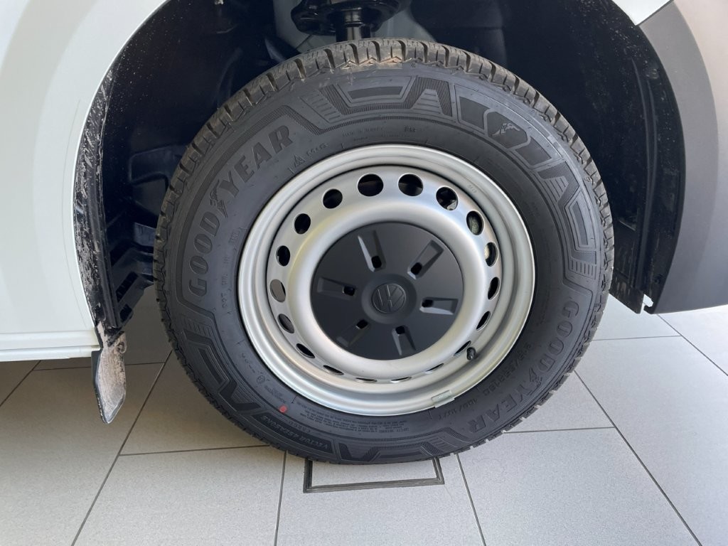 VW Transporter 2.0 TDI Automat-showroom-element-3