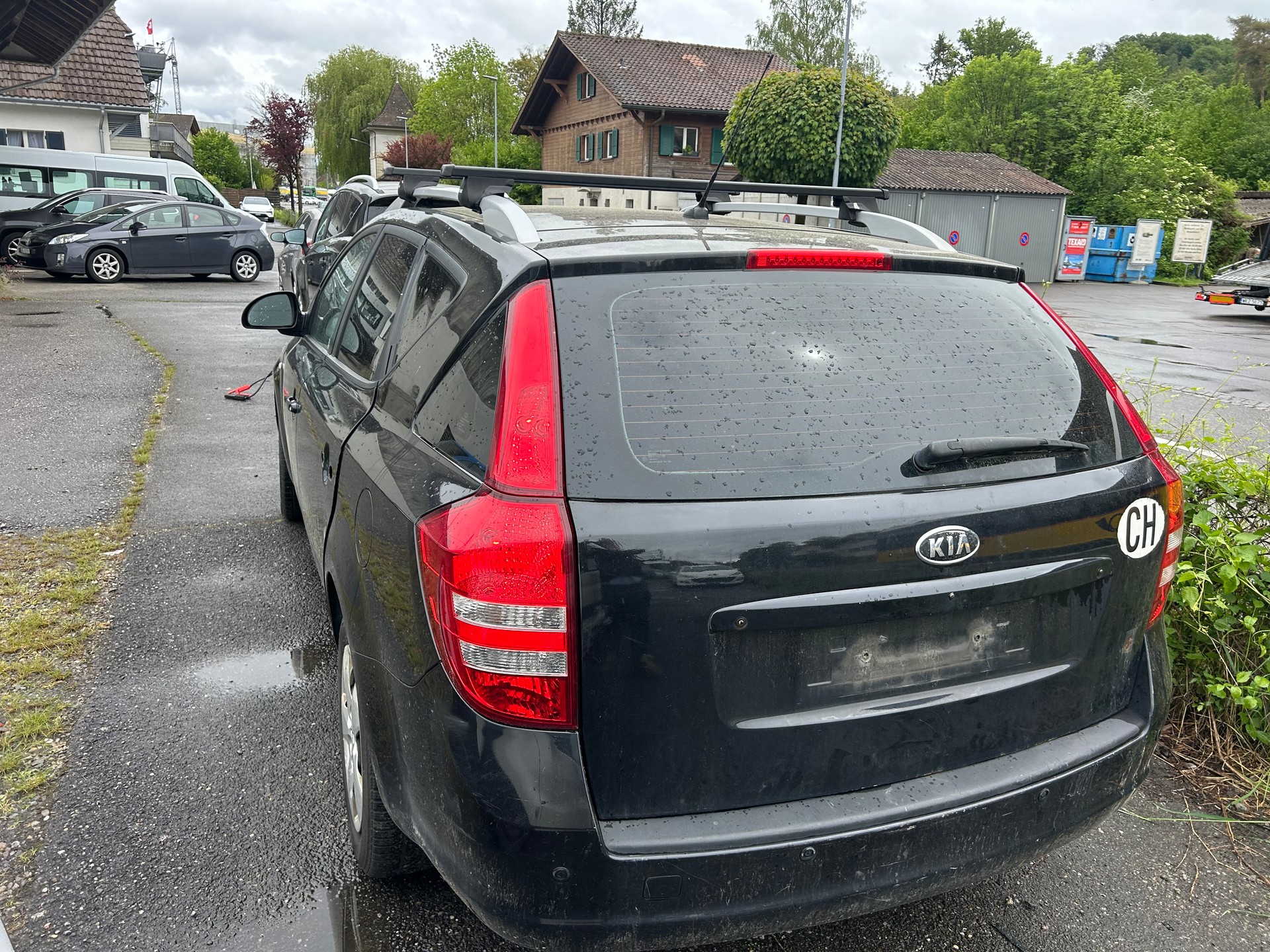 KIA Cee'd Sporty Wagon 1.4 16V Eco-image-3