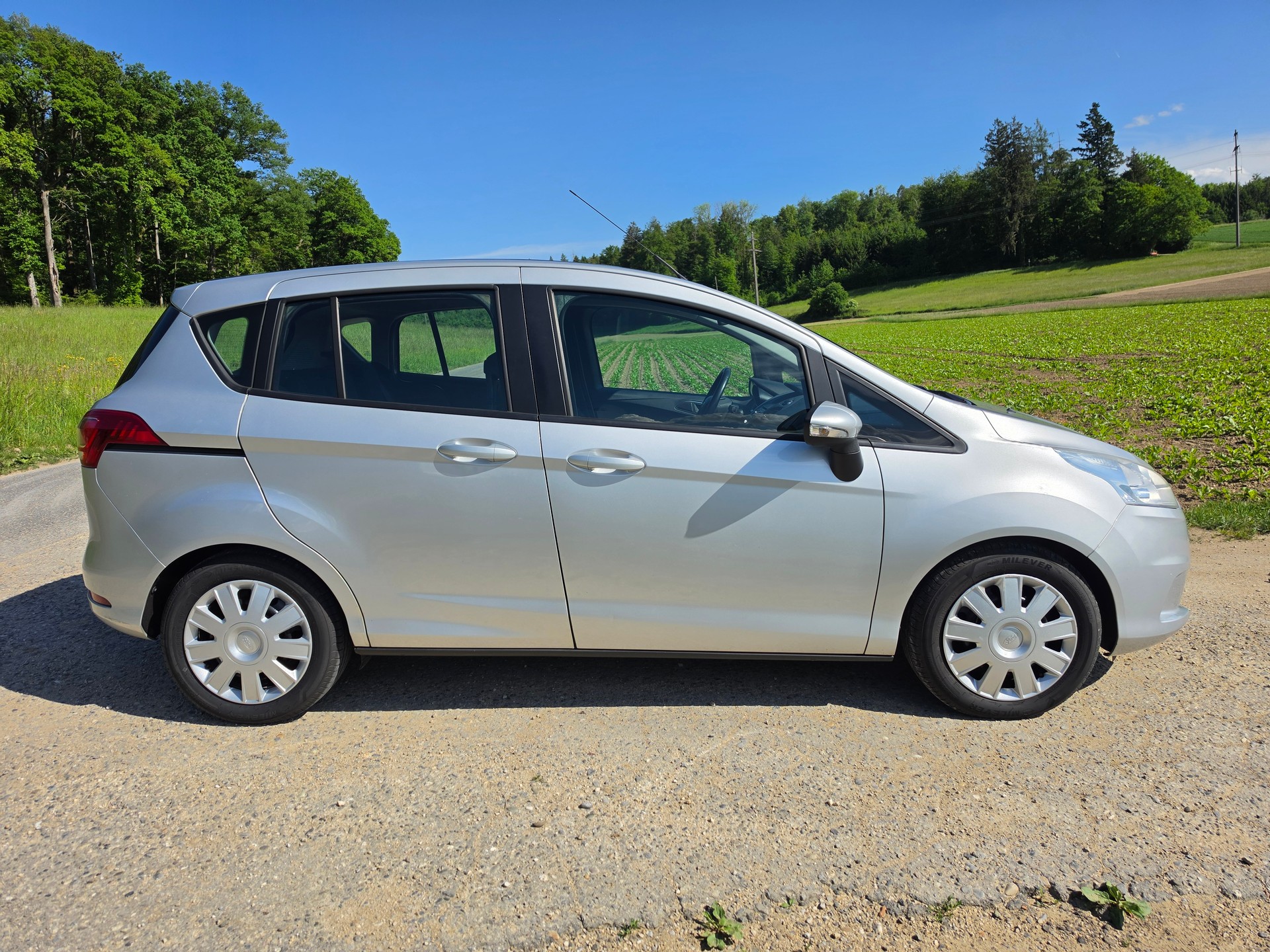FORD B-Max 1.0 SCTi Titanium-image-6