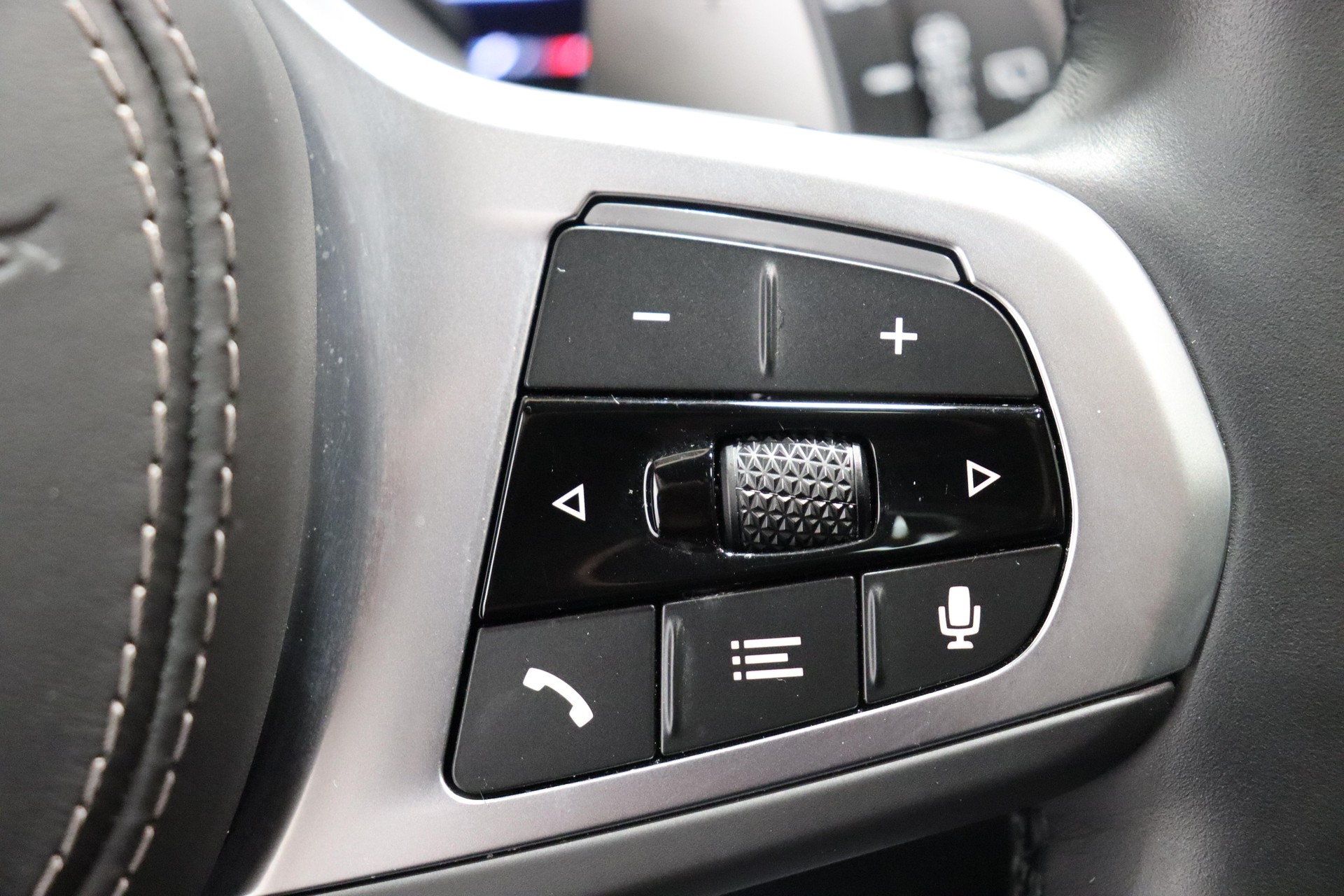 BMW X5 30d xDrive SAG-showroom-element-3
