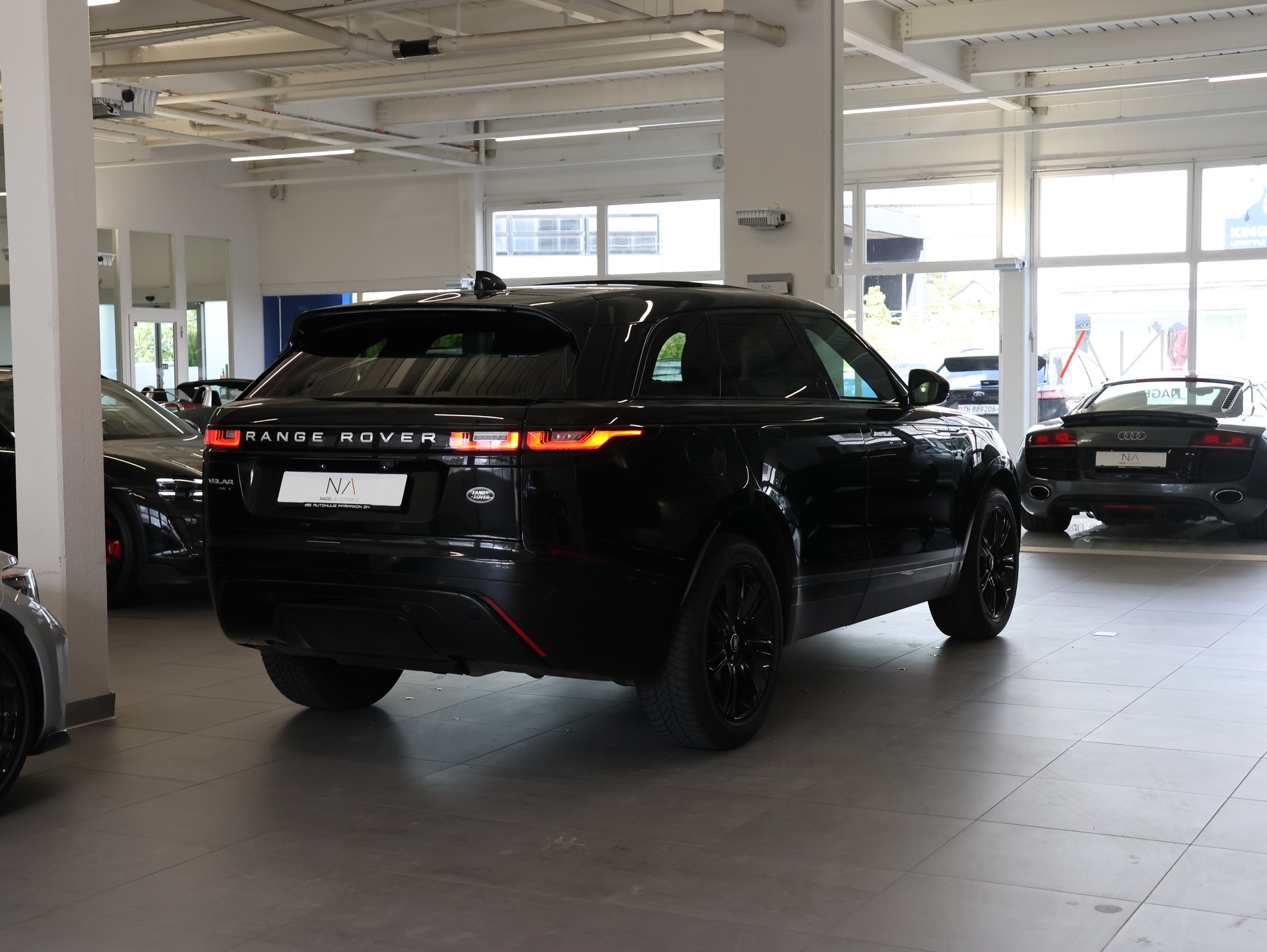 LAND ROVER Range Rover Velar R-Dynamic P 250 SE Automatic *Panorama*Meridian*Assistenten*-image-13
