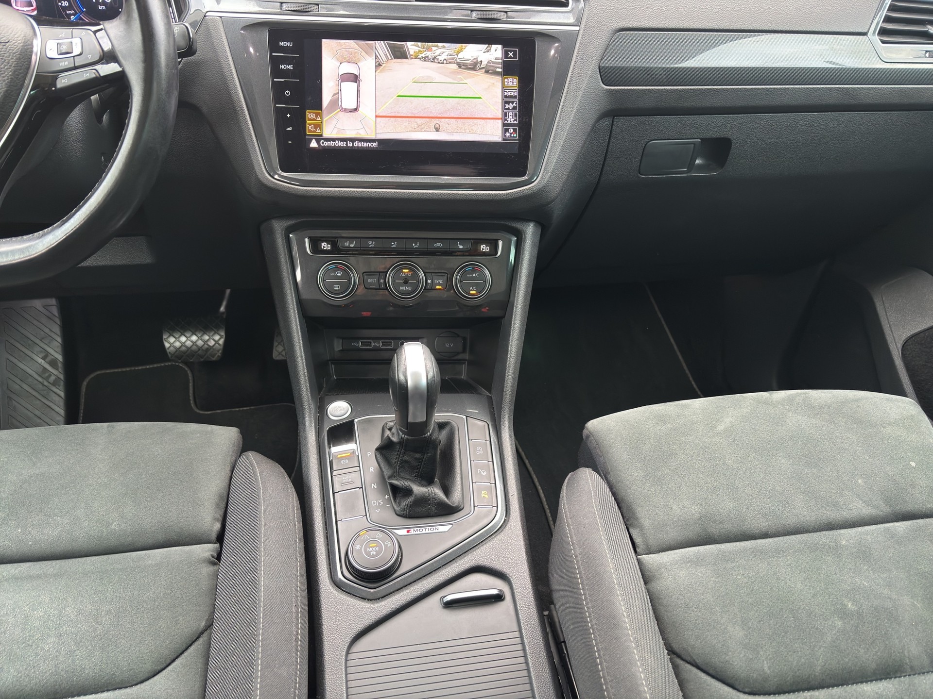 VW Tiguan 2.0TSI Highline 4Motion DSG-image-12