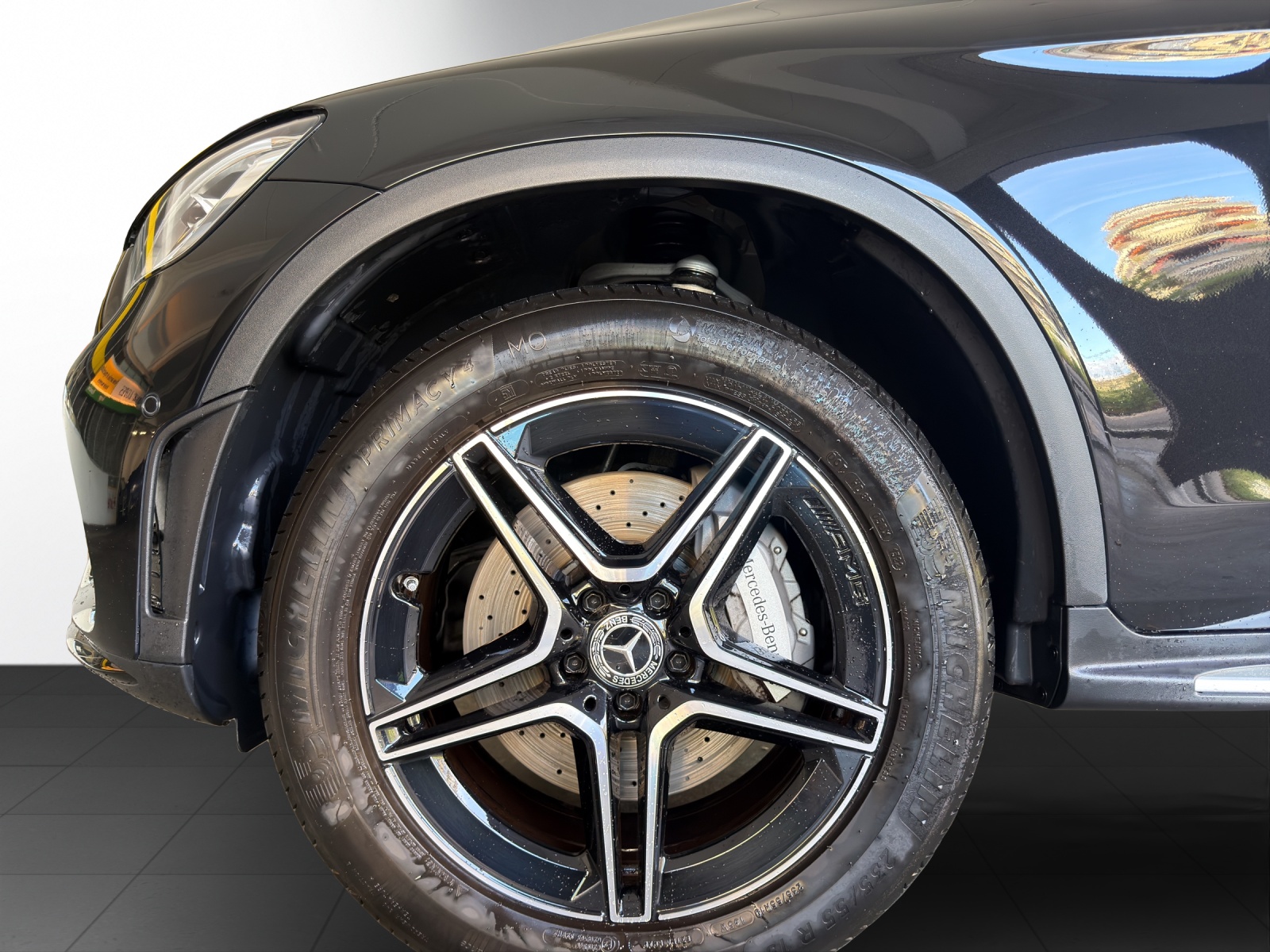 MERCEDES-BENZ GLC 300 e AMG Line 4Matic-image-6
