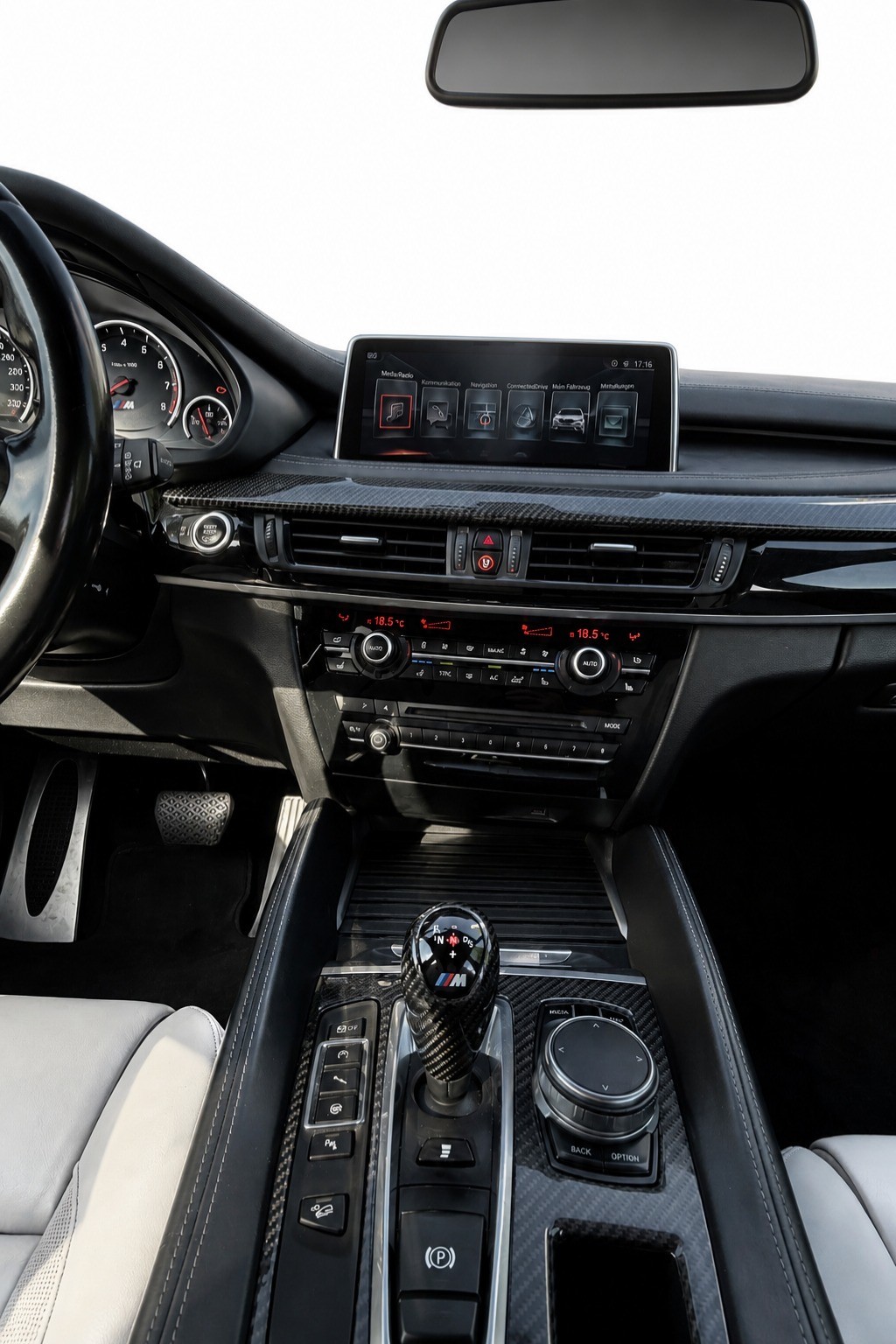 BMW X5M Steptronic-image-12