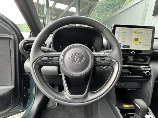 TOYOTA Yaris Cross 1.5 Trend AWD-image-11
