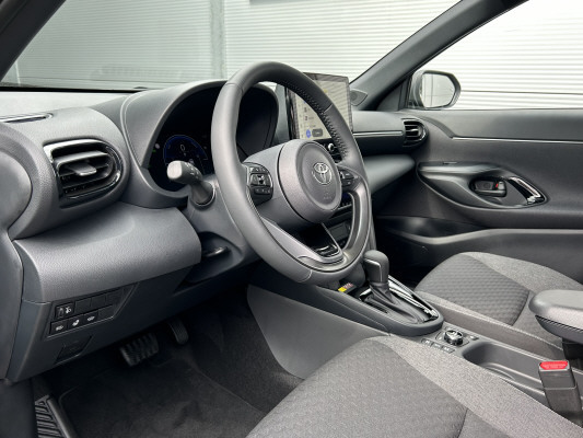 TOYOTA Yaris Cross 1.5 Trend AWD-image-8