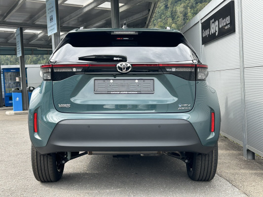 TOYOTA Yaris Cross 1.5 Trend AWD-image-4